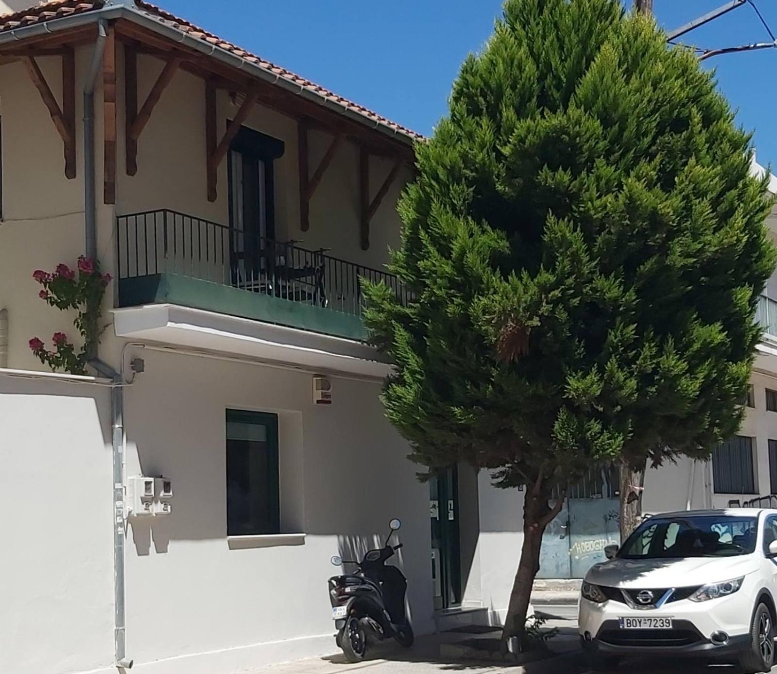 Comfy apartment near the port and the center of Volos view 2