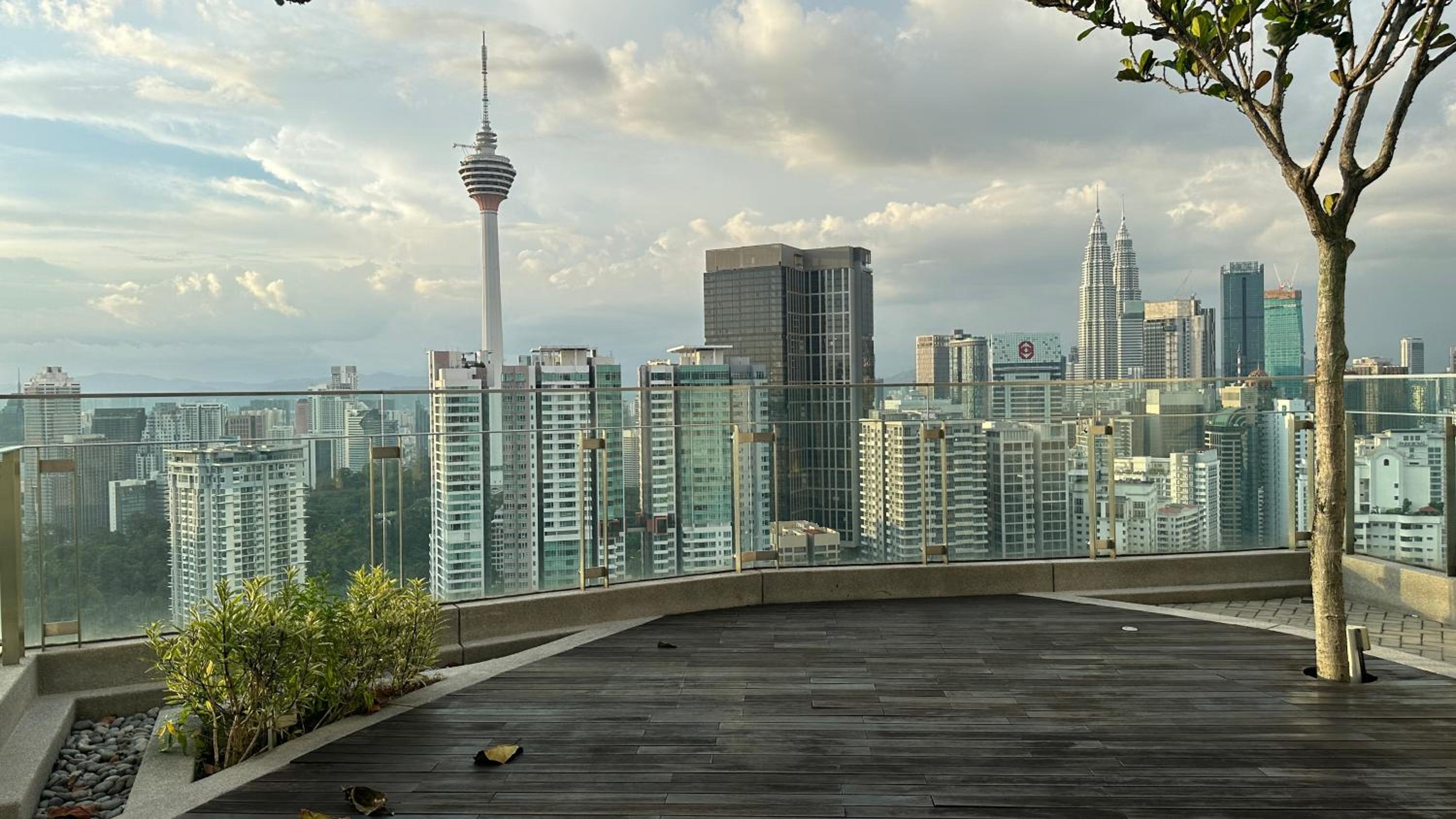 Panoramic KL View @Robertson Bukit Bintang 40f