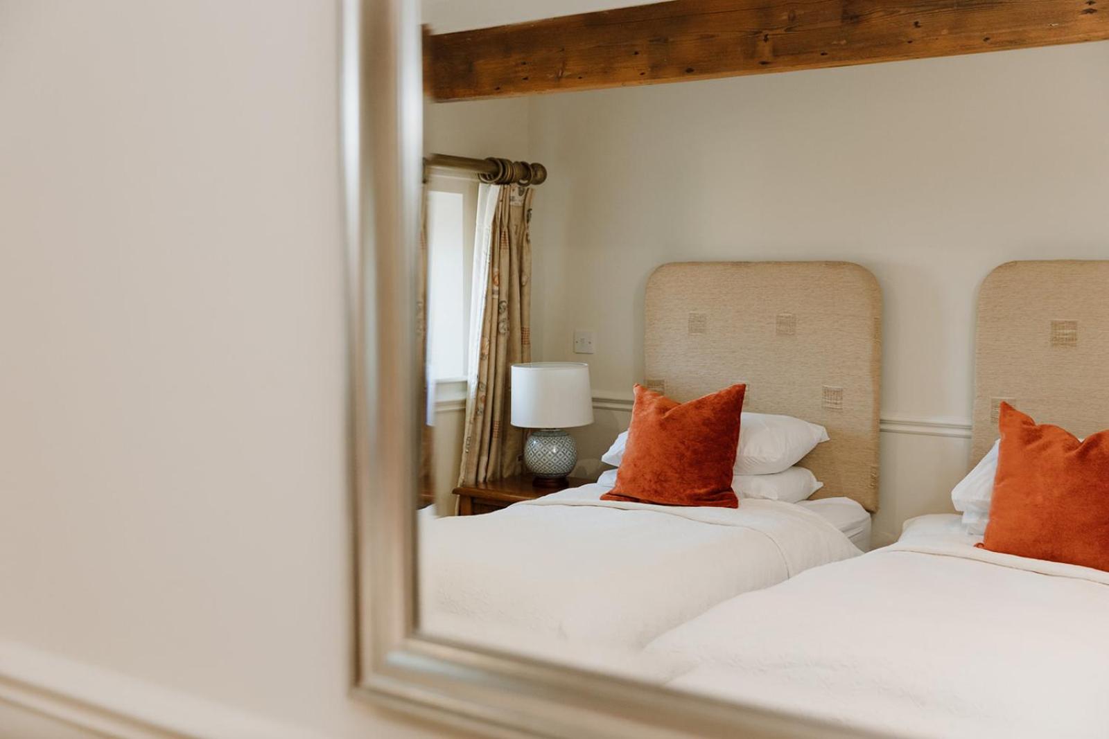 Coach House - 4 Bedroom Self-Catering view 2