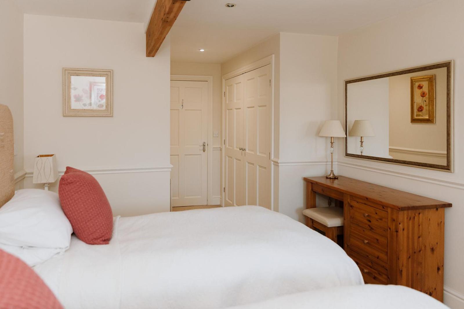 Coach House - 4 Bedroom Self-Catering view 5
