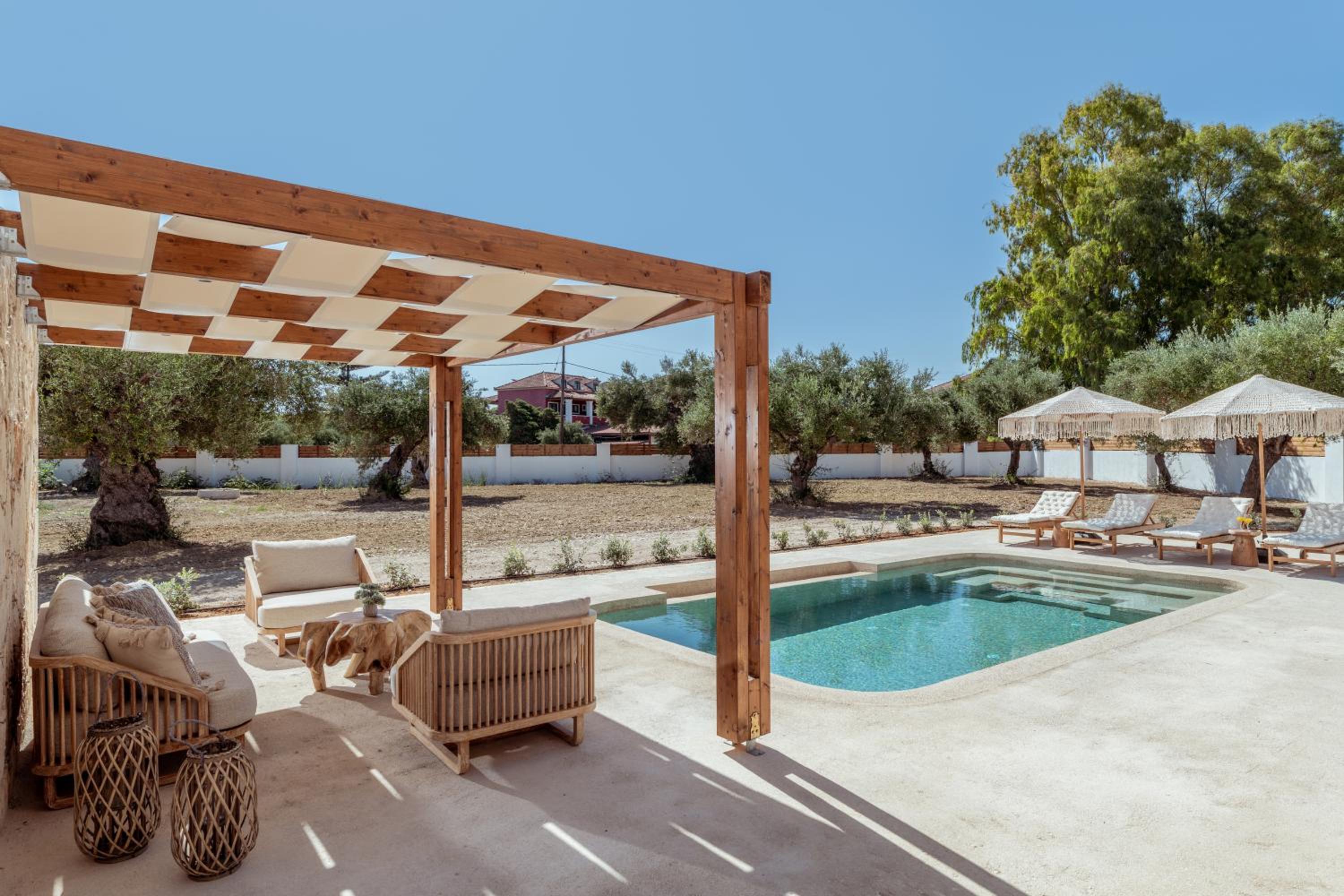 Bedrock beachside villa with private pool photo 2