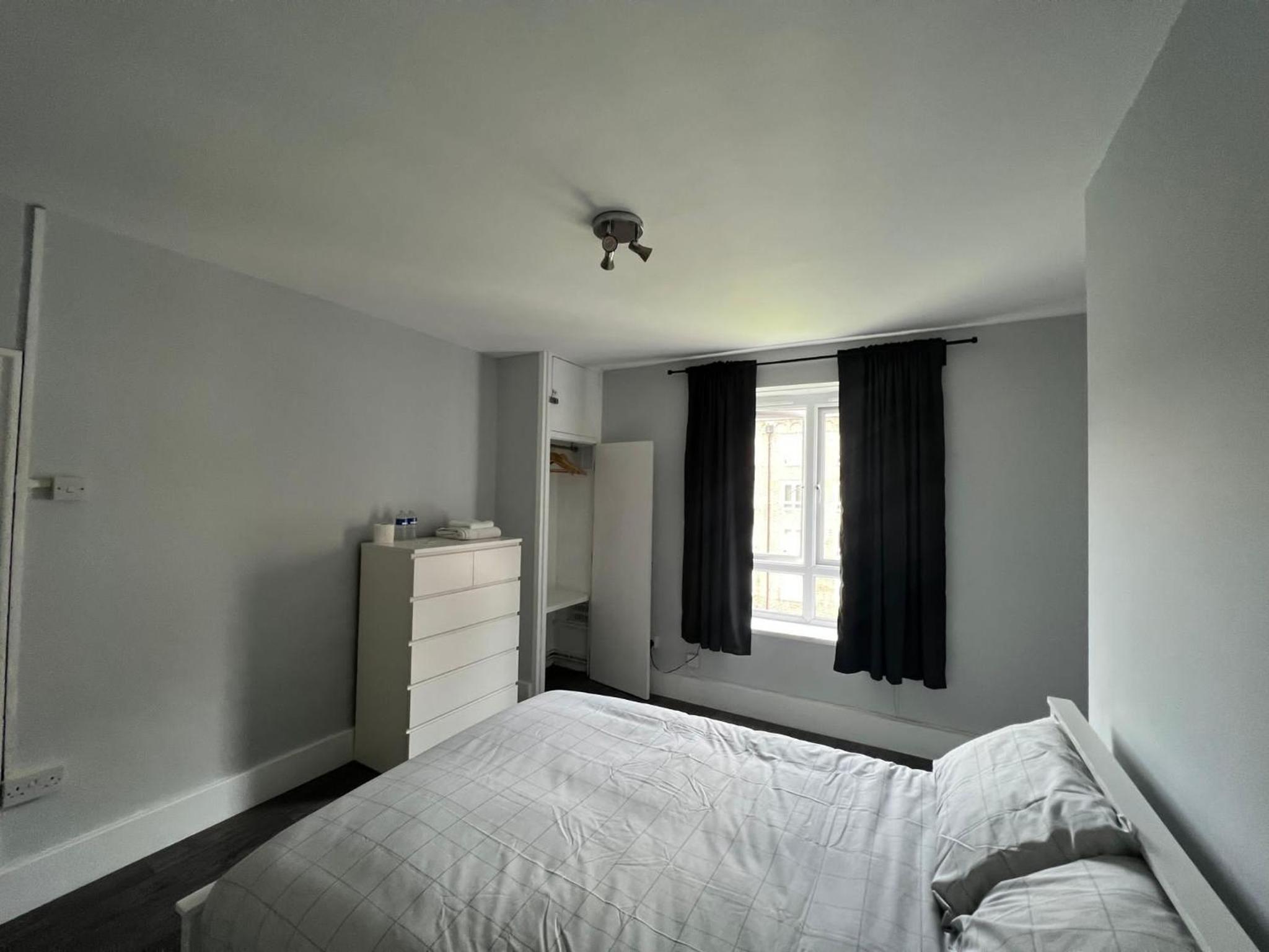 Holiday Properties Vauxhall Central Rooms