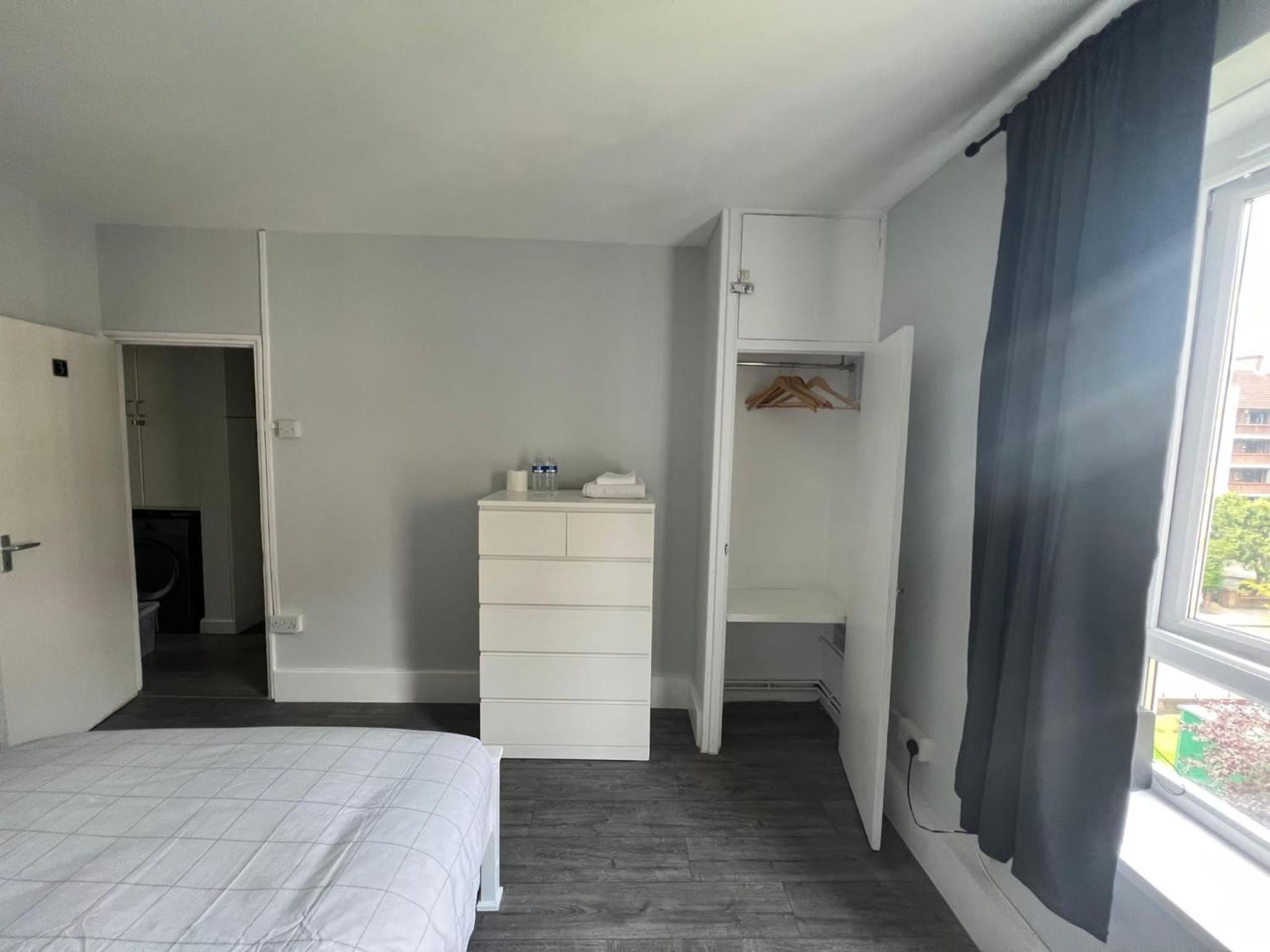 Holiday Properties Vauxhall Central Rooms