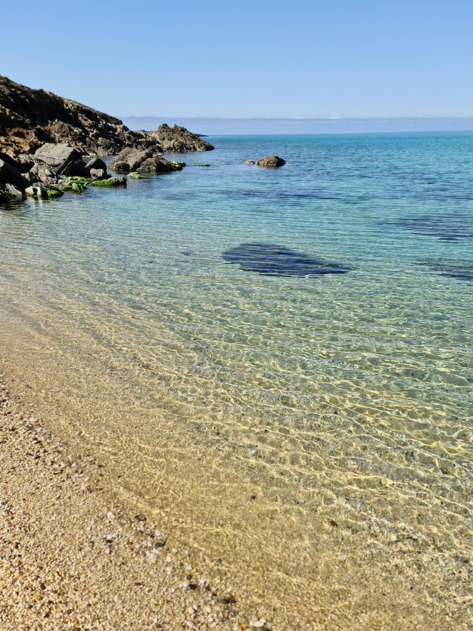Oasi del Relax - Seaside Peaceful Panoramic Terrace in ITALY - new Sardinia apartment 50 mt beach&sea full comfort air conditioning-WiFi-Parking-Privacy