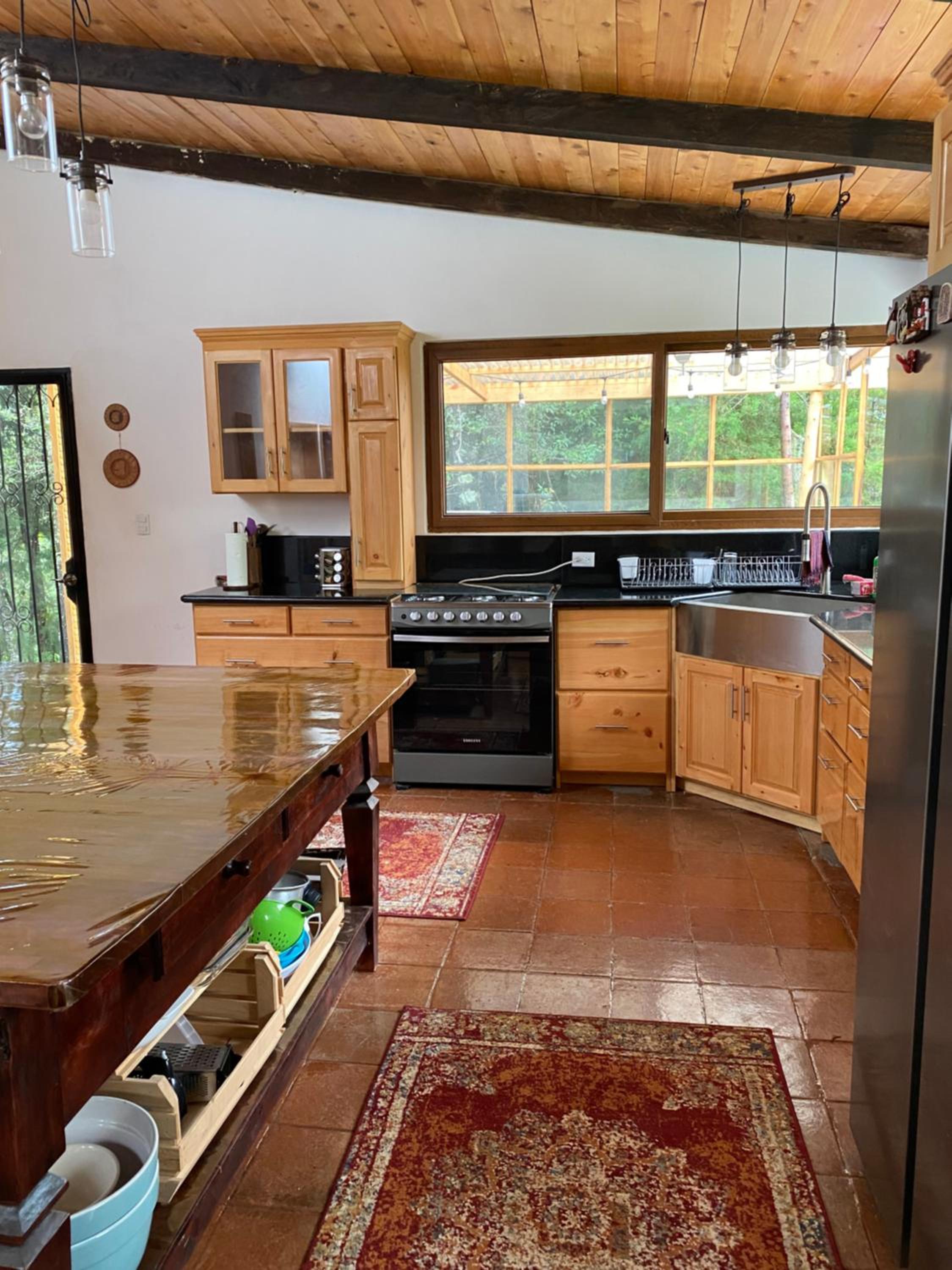 Cozy Cottage on 2 Acres for Families/Groups view 2