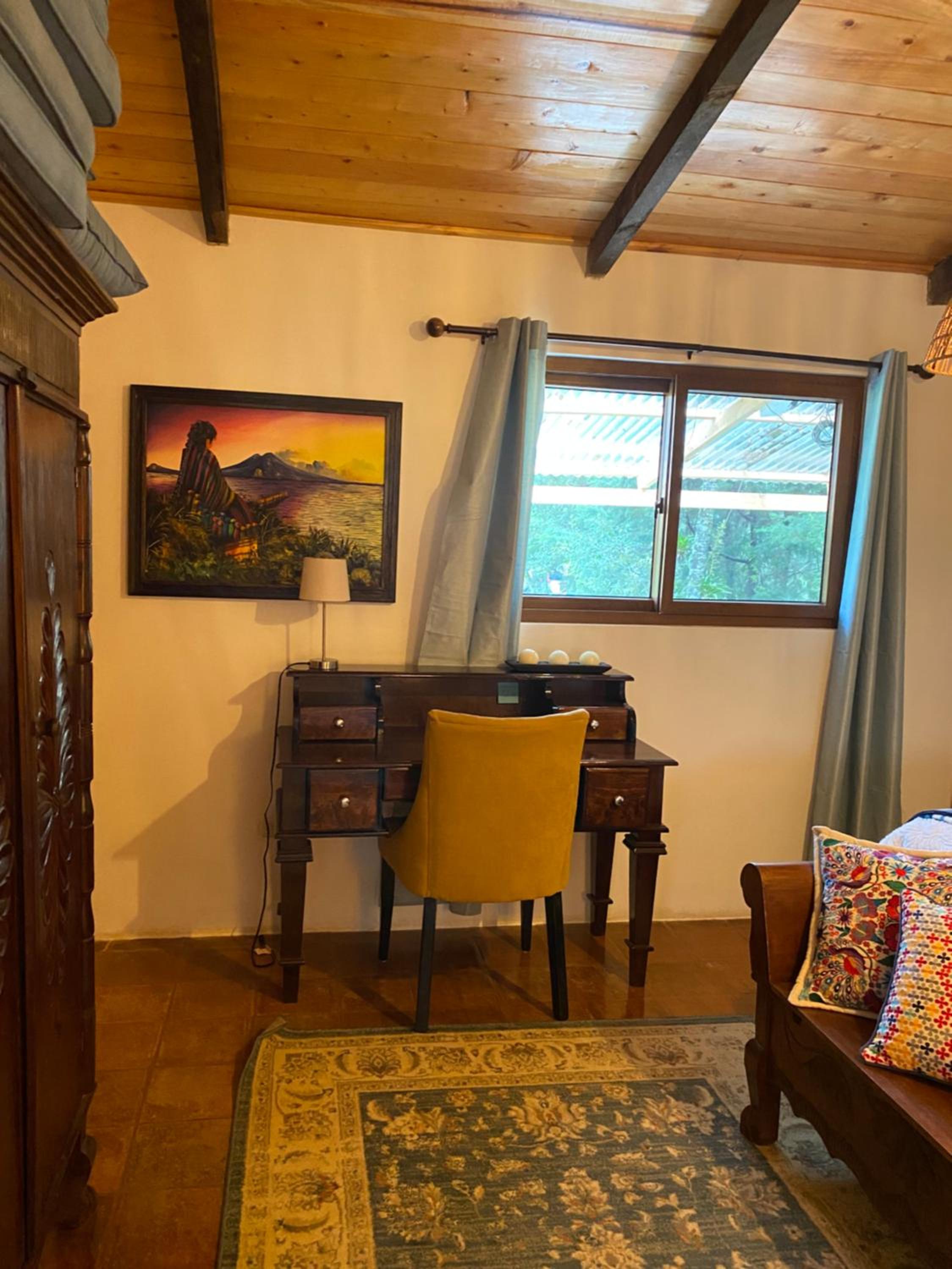 Cozy Cottage on 2 Acres for Families/Groups view 5