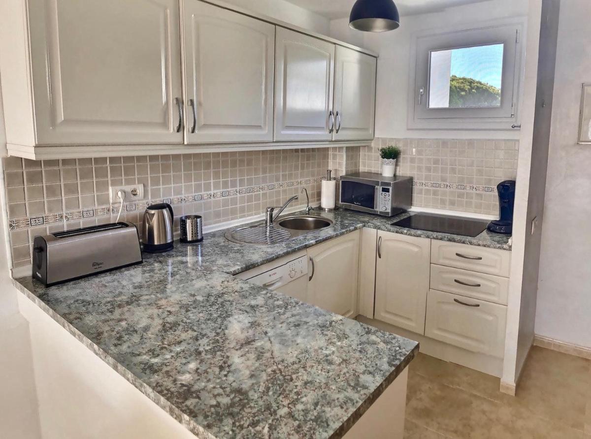 Doña Lola Marianne - duplex apartment close to the beach view 4