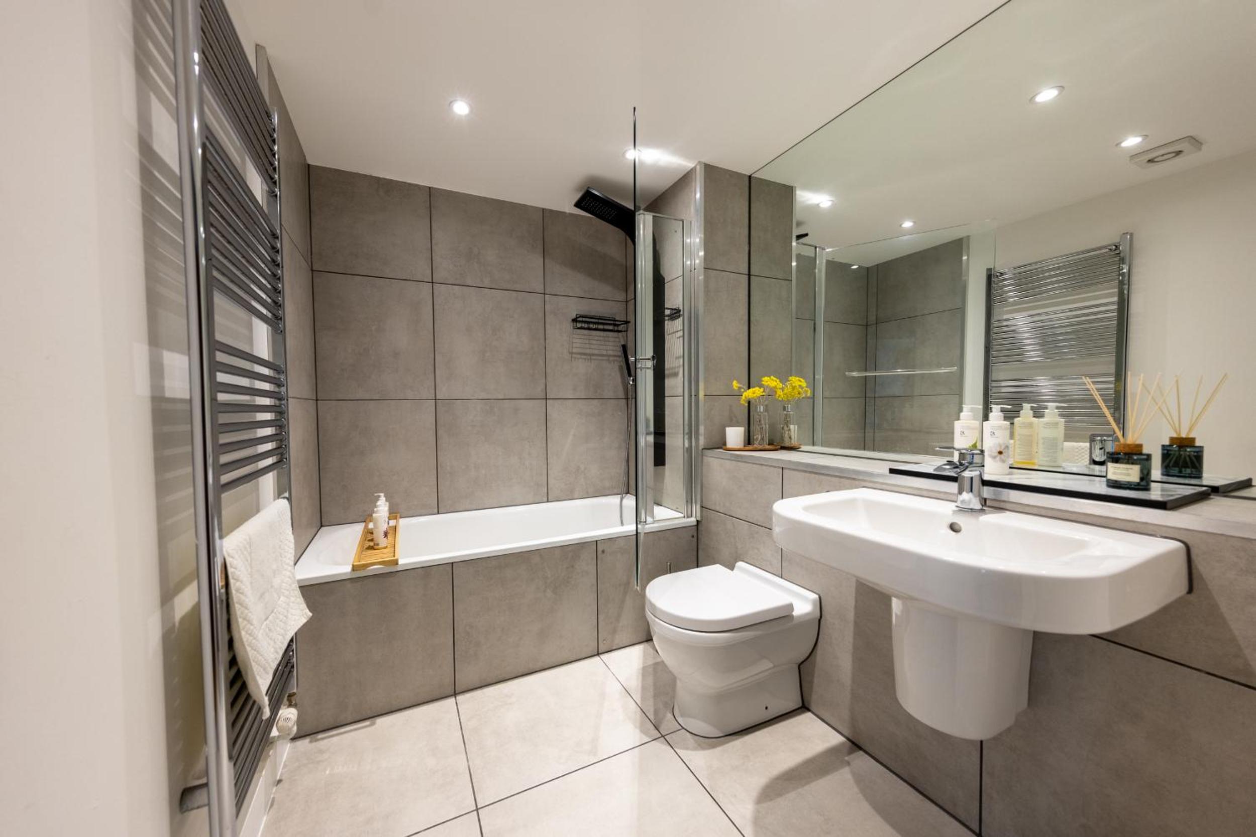 Apartment by Spitalfields & Liverpool Street Station