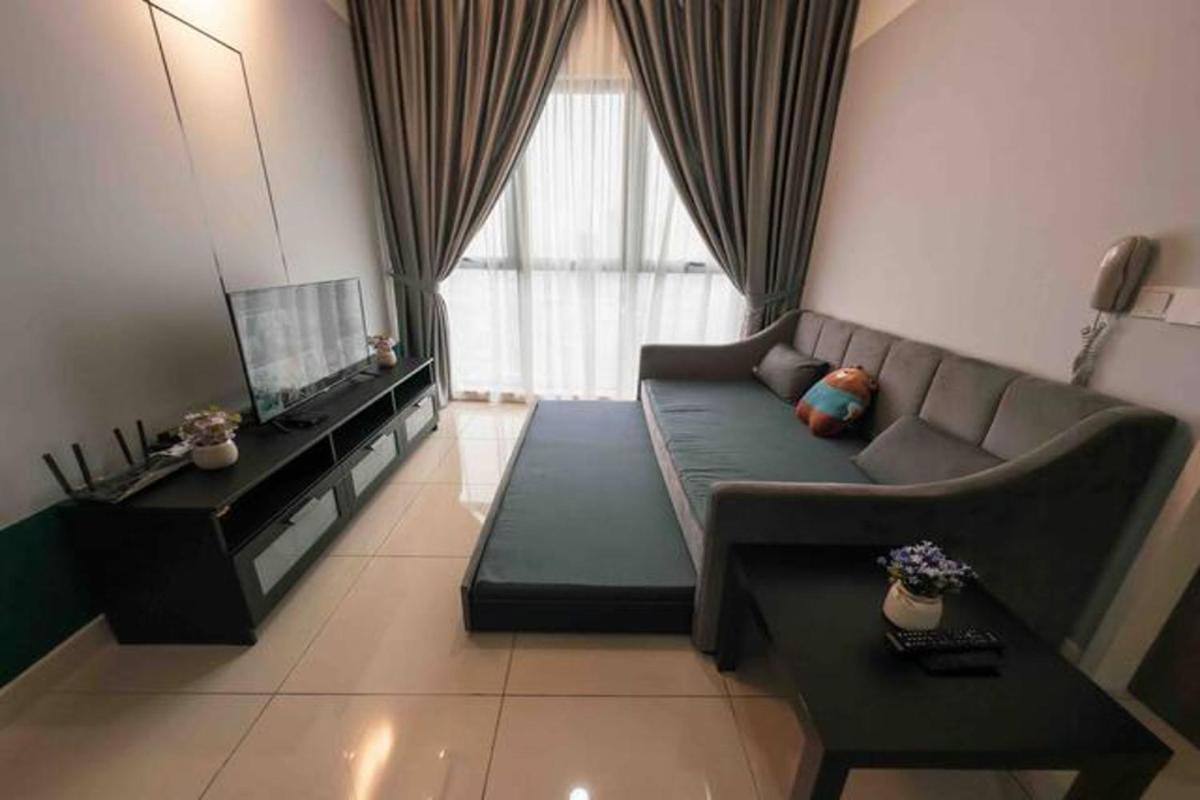 Continew Residence Cozy Suite by GUESTONIC