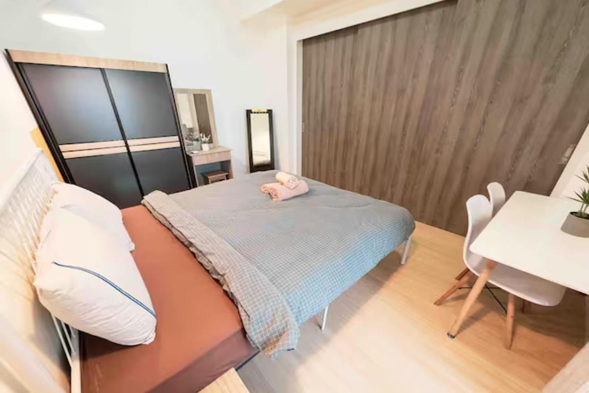 Continew Residence Cozy Suite by GUESTONIC
