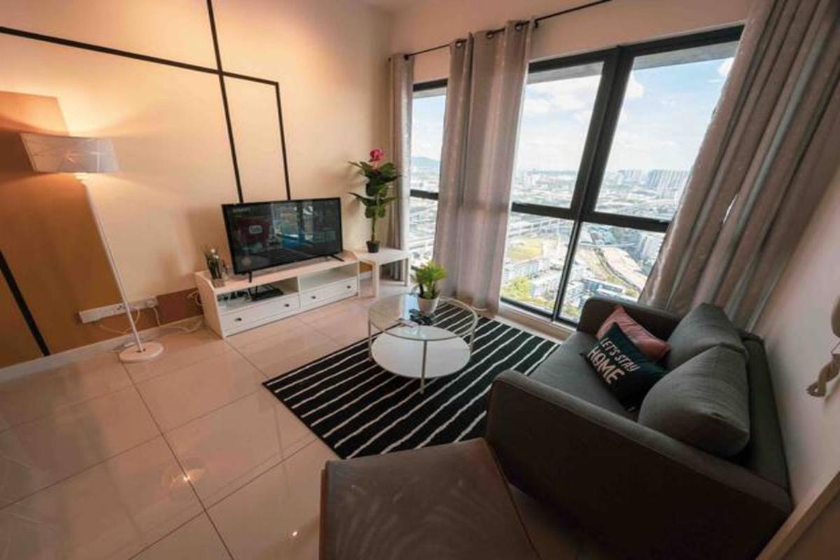 Continew Residence Cozy Suite by GUESTONIC
