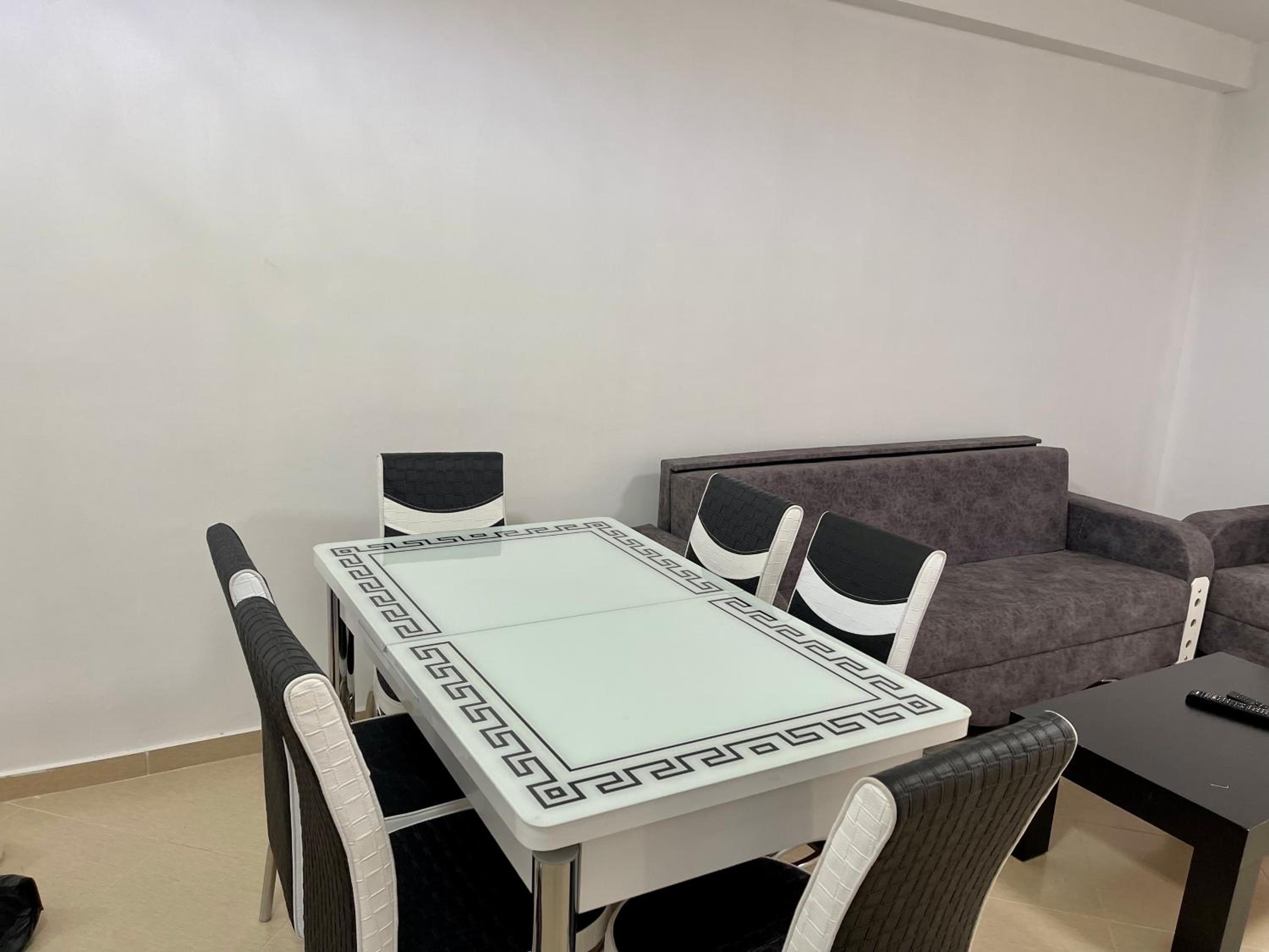 Seaside Green Hill