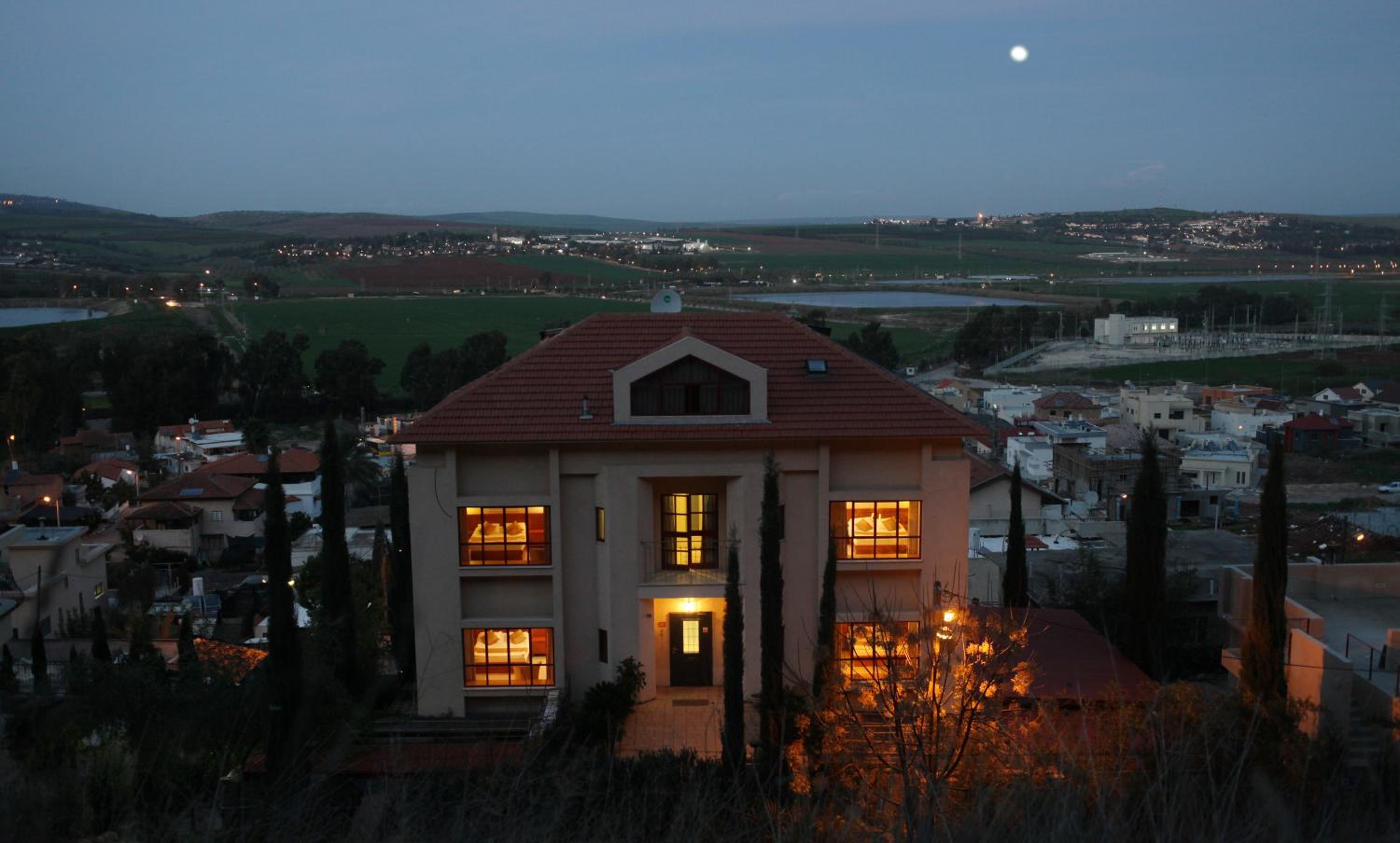 Estehar Hotel