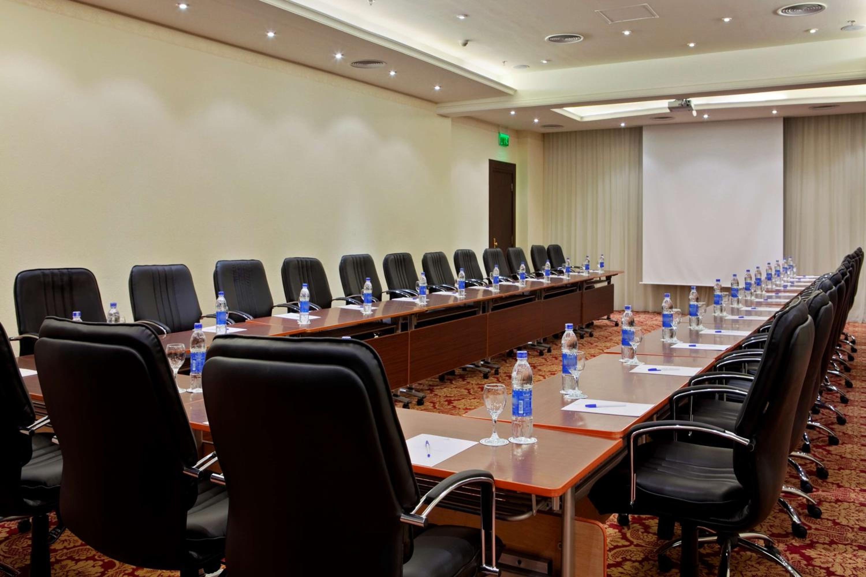 Hilton Alexandria Green Plaza — photo 134