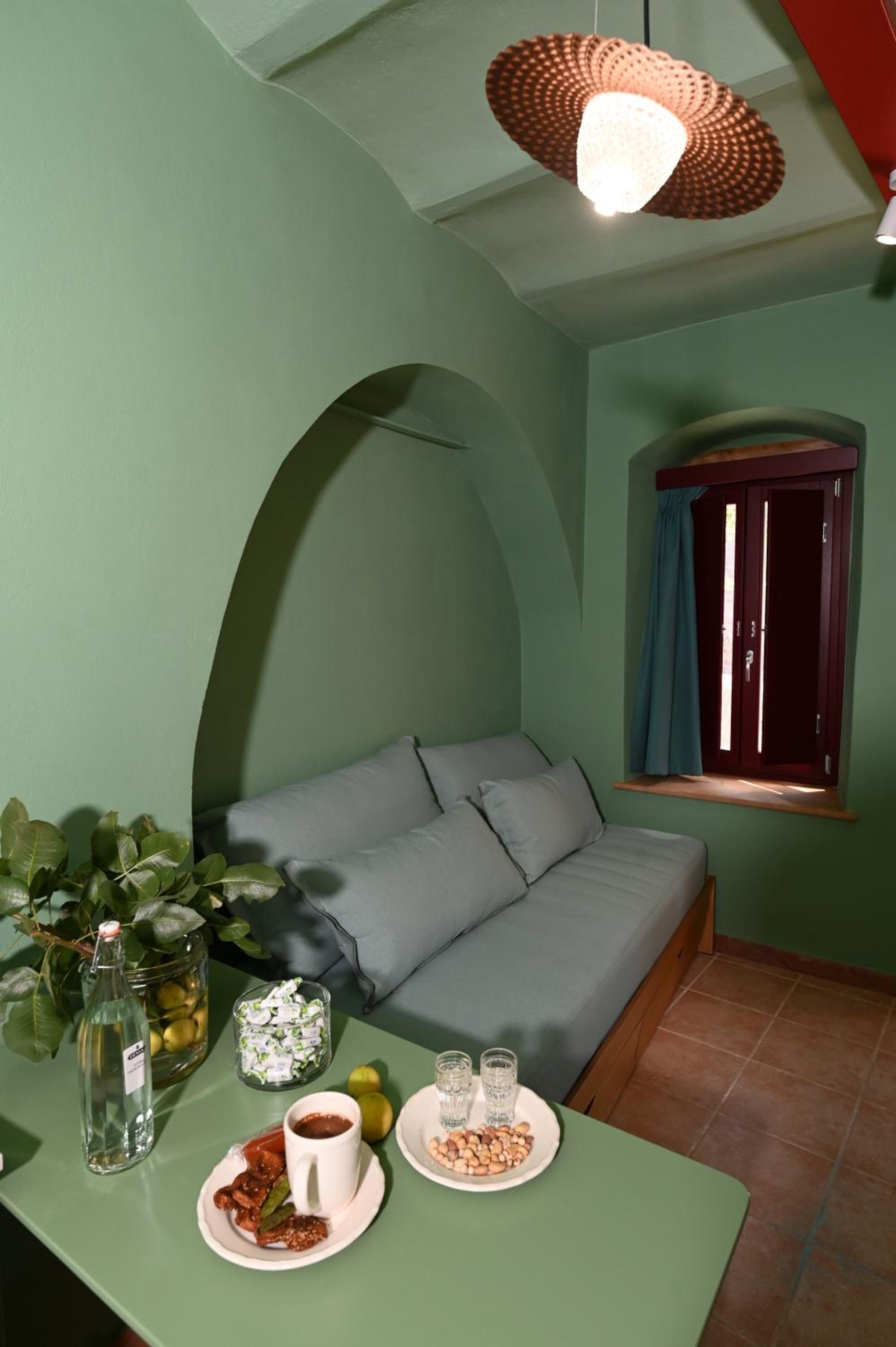 PhiloXenia Traditional Apartments