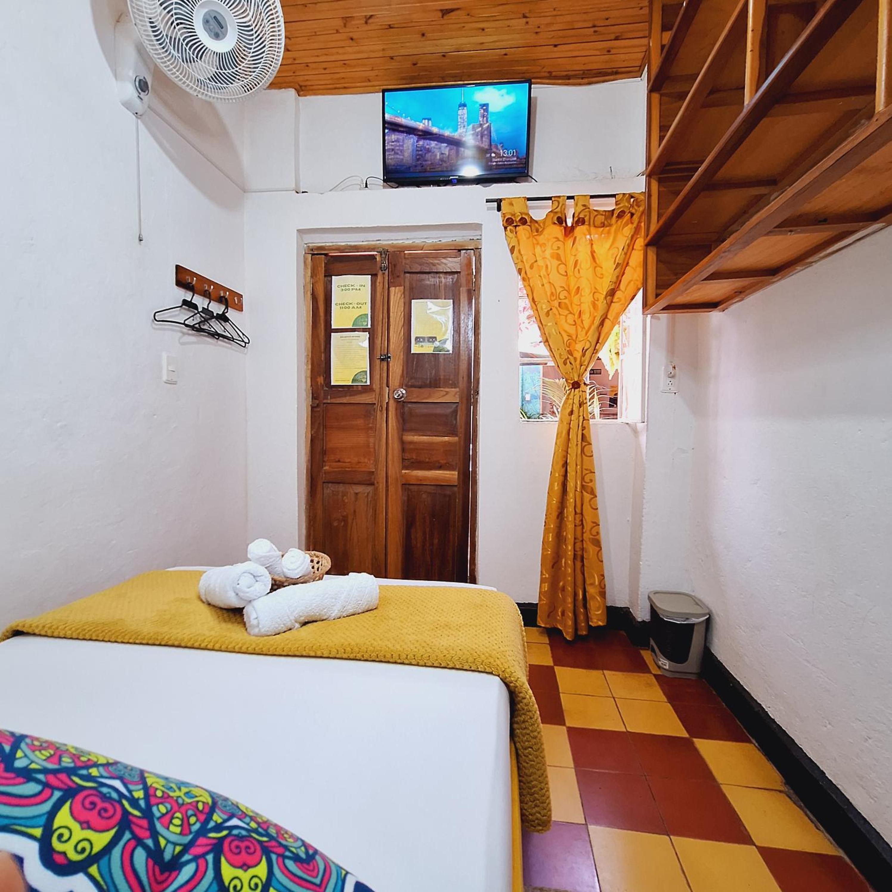 Hostal Colombian Gold