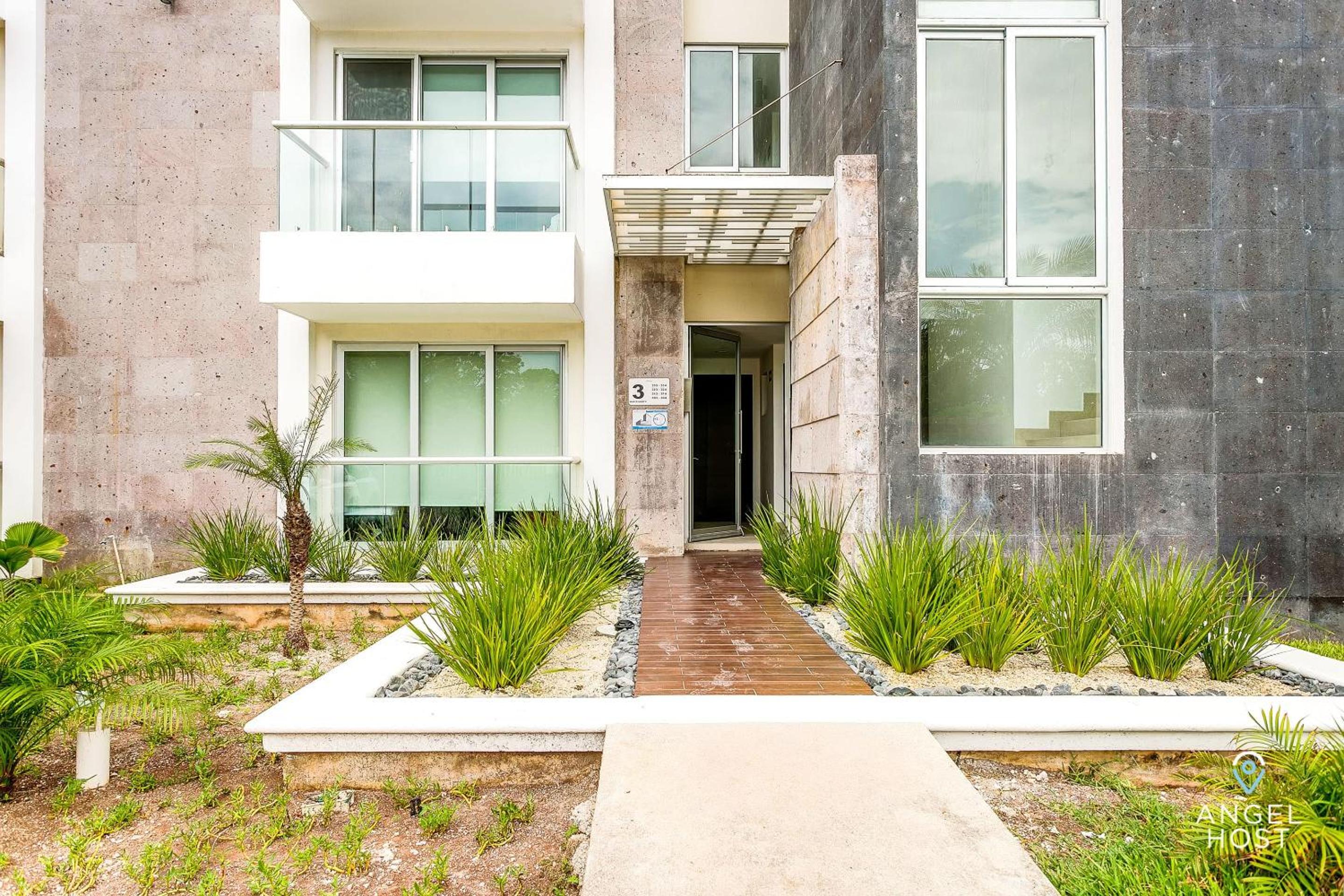 NEW Condos with Private pool plus Restaurants and Gym view 3