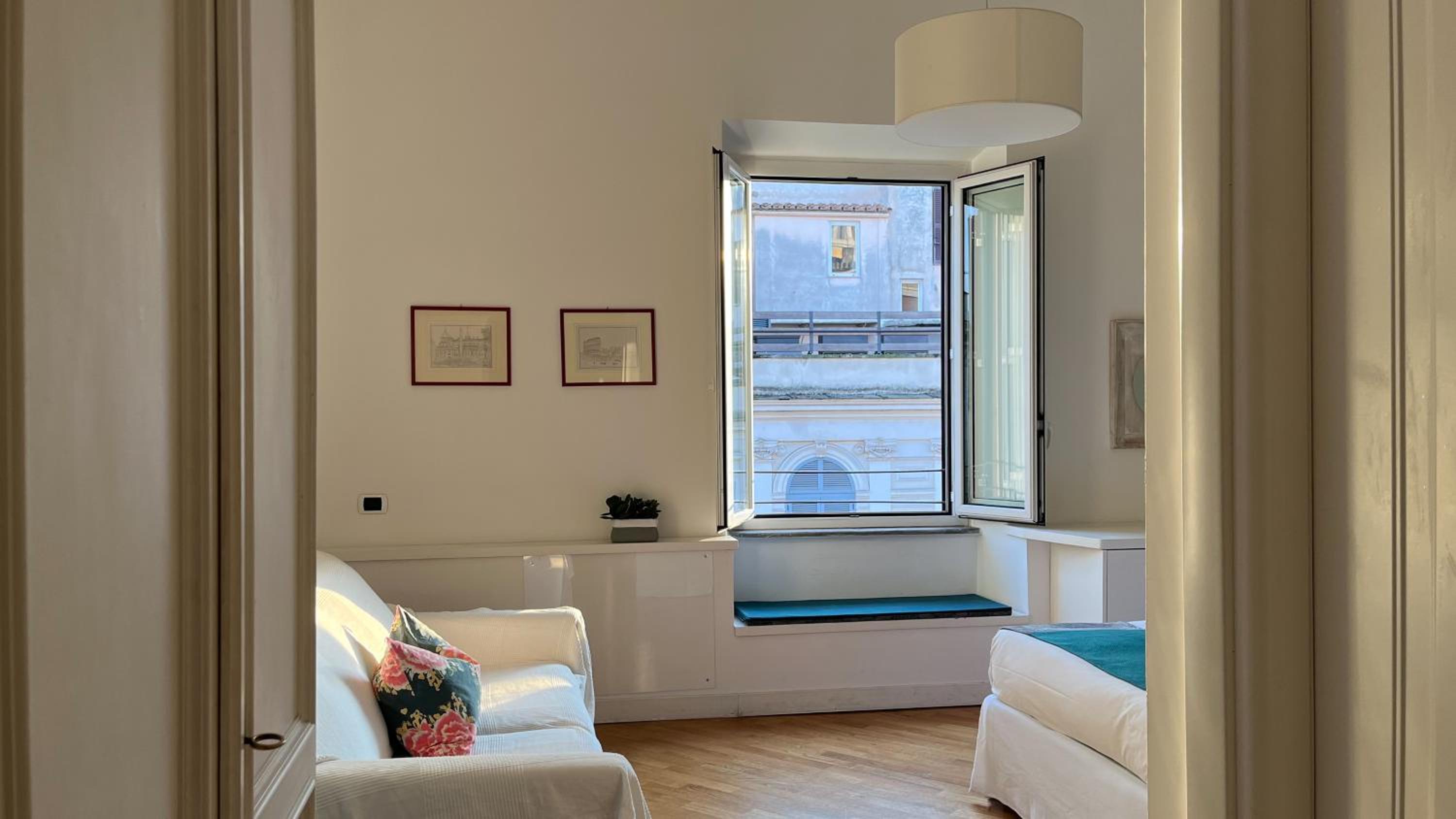 NTB Roma B&B