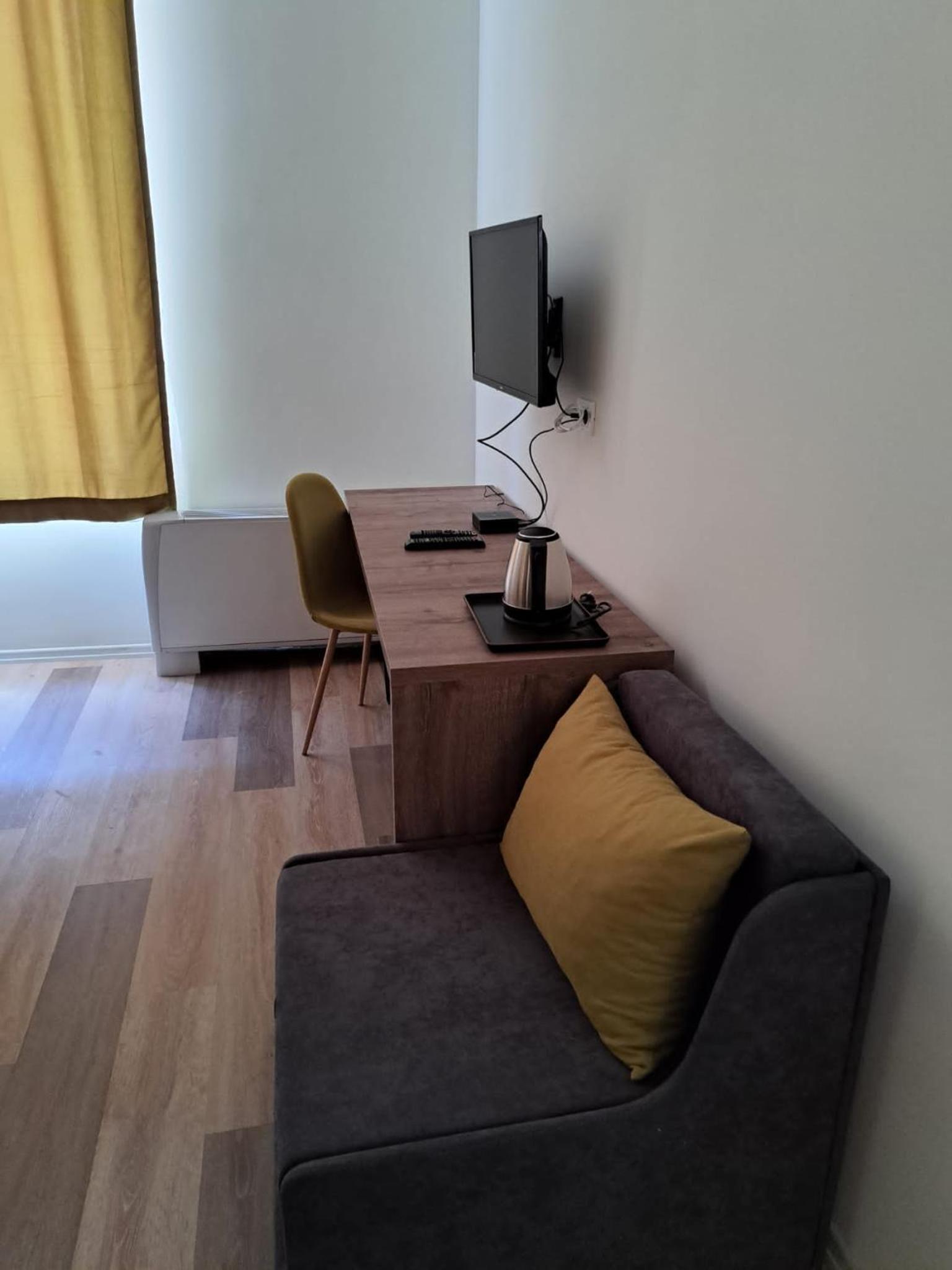 Photo 20