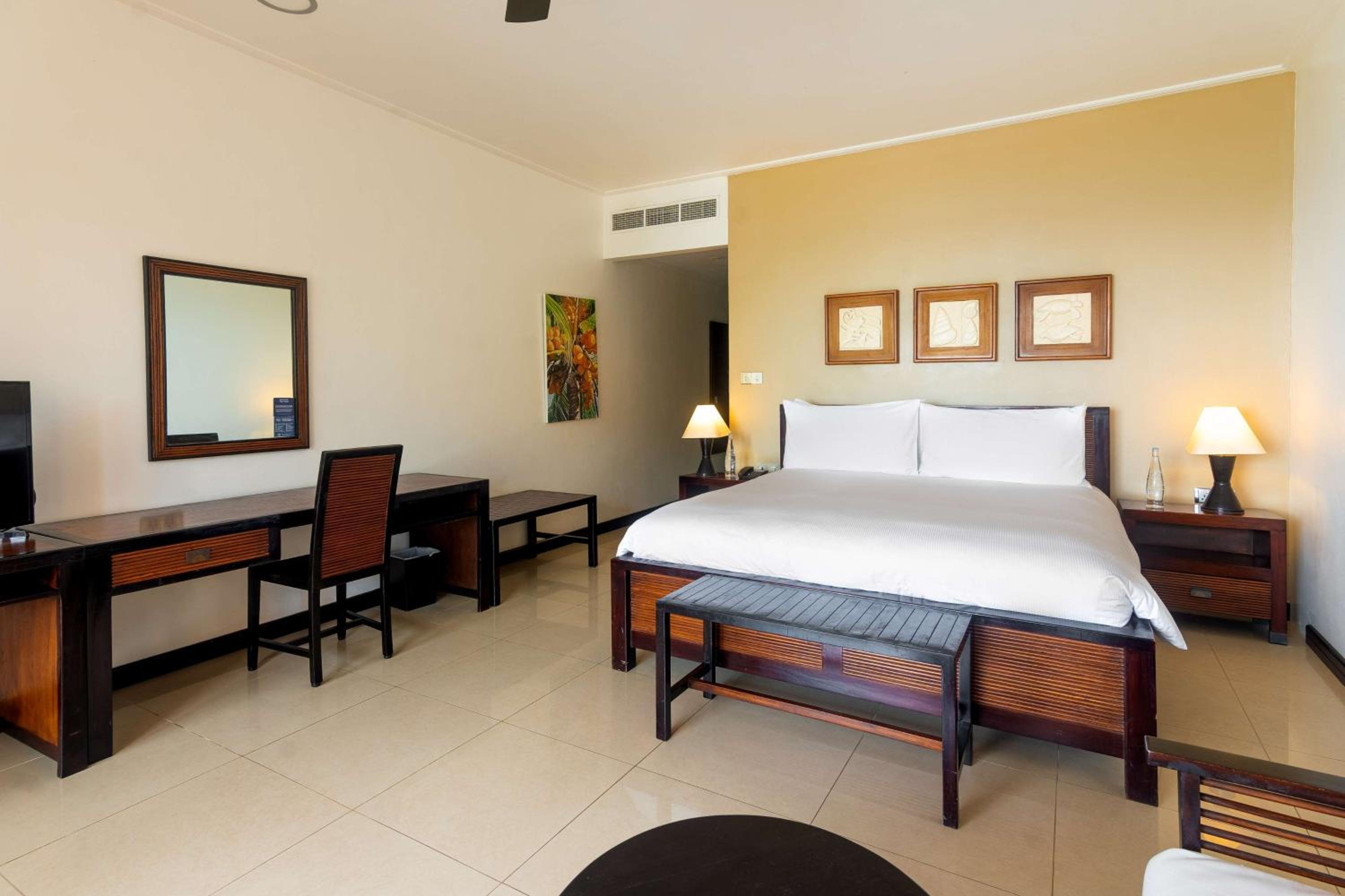 DoubleTree by Hilton Seychelles Allamanda Resort & Spa