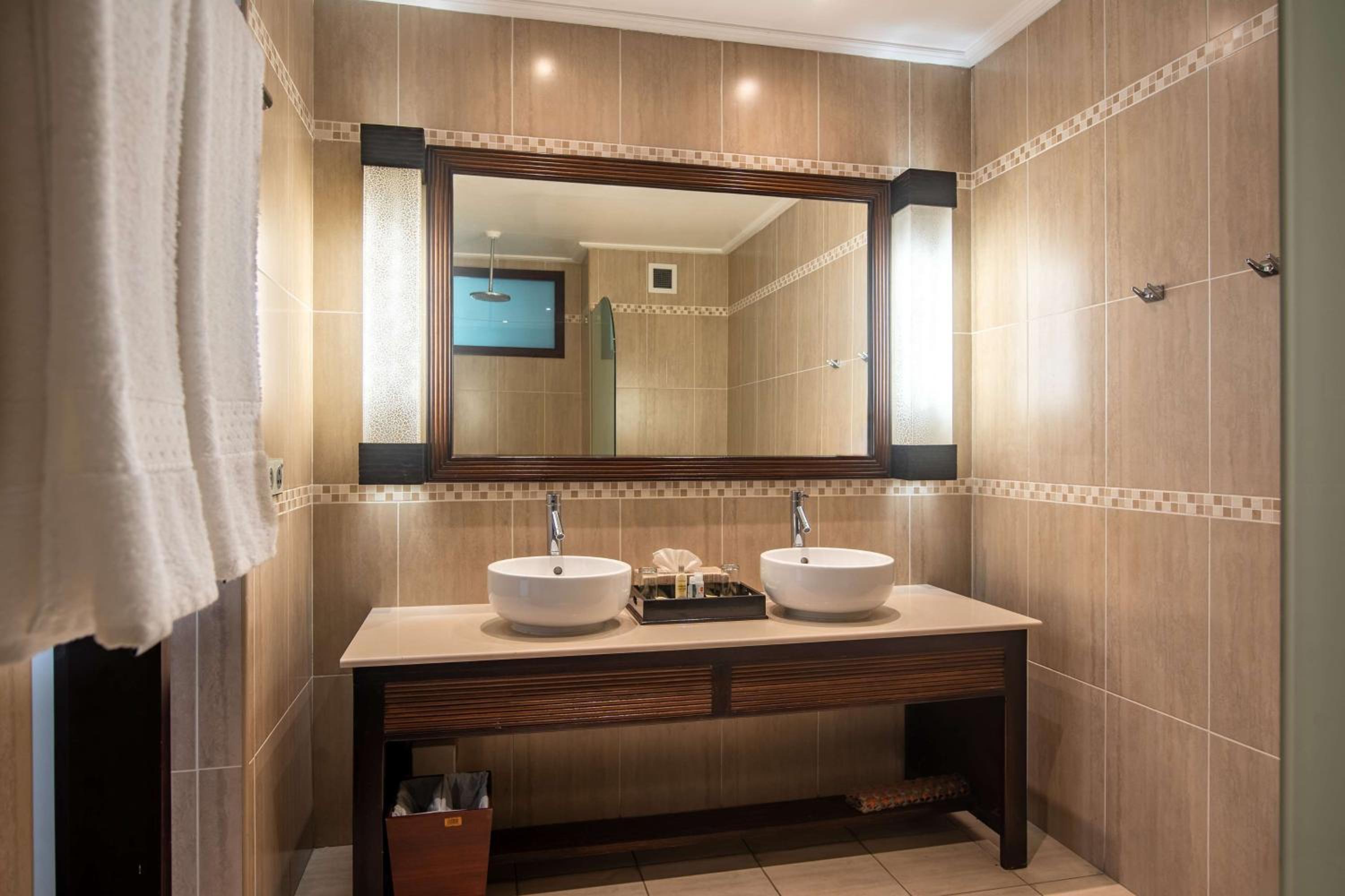 DoubleTree by Hilton Seychelles Allamanda Resort & Spa