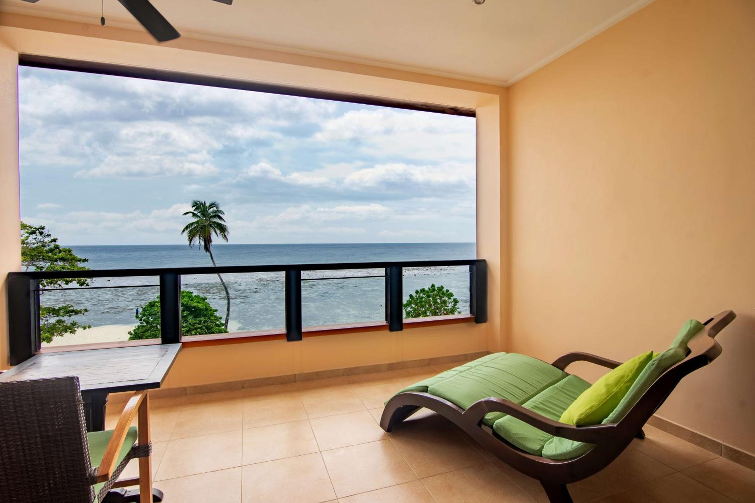 DoubleTree by Hilton Seychelles Allamanda Resort & Spa