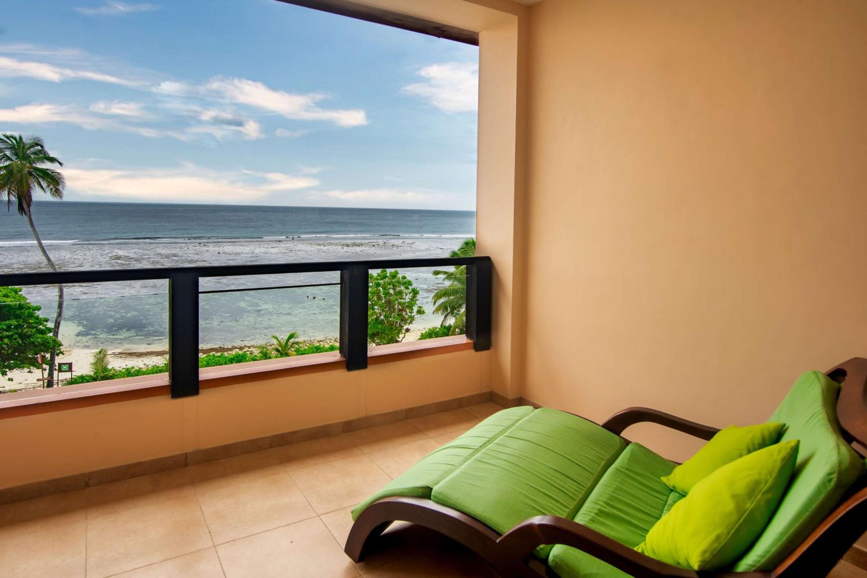 DoubleTree by Hilton Seychelles Allamanda Resort & Spa