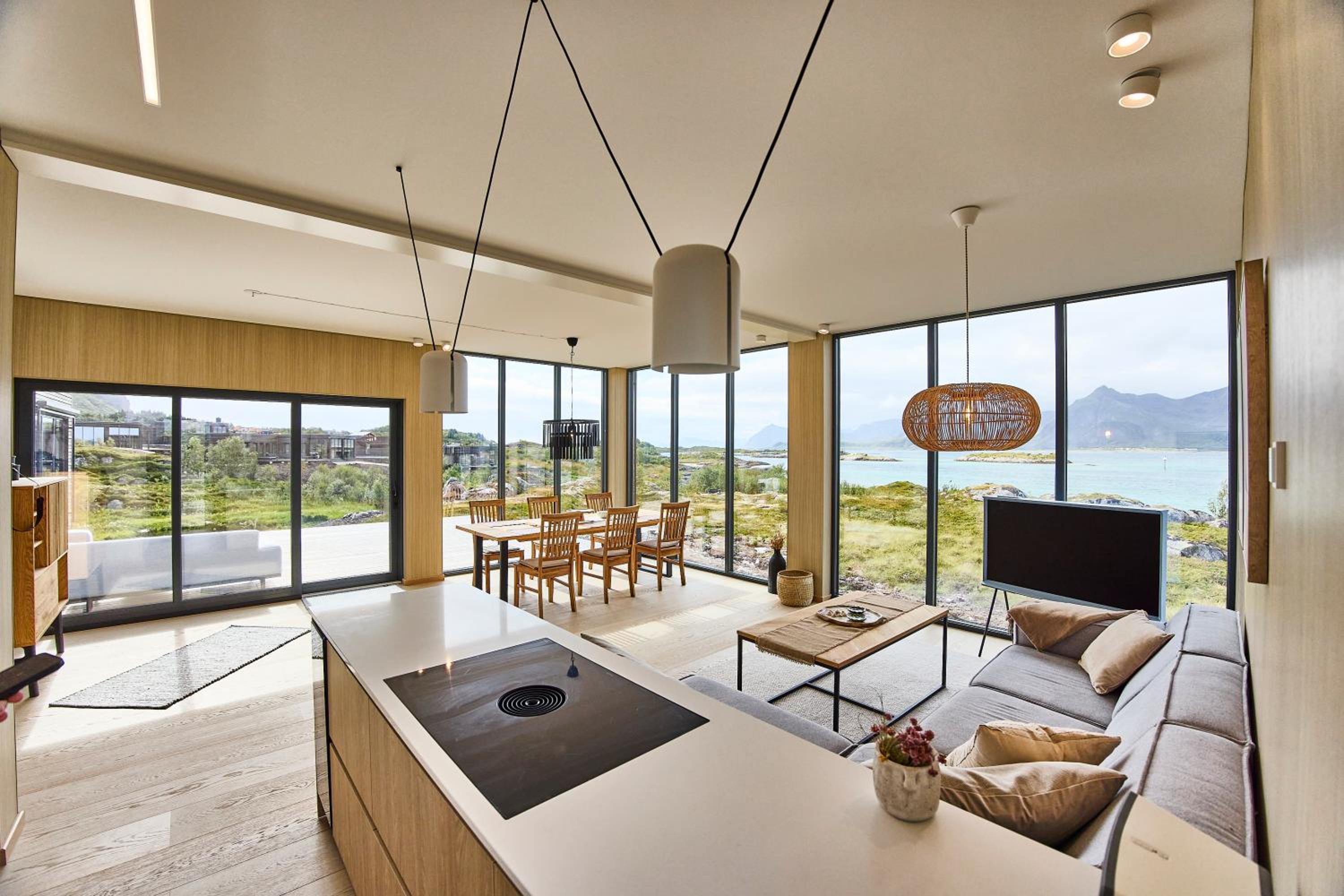 NEW! Lofoten Luxury Home near Henningsvaer view 5
