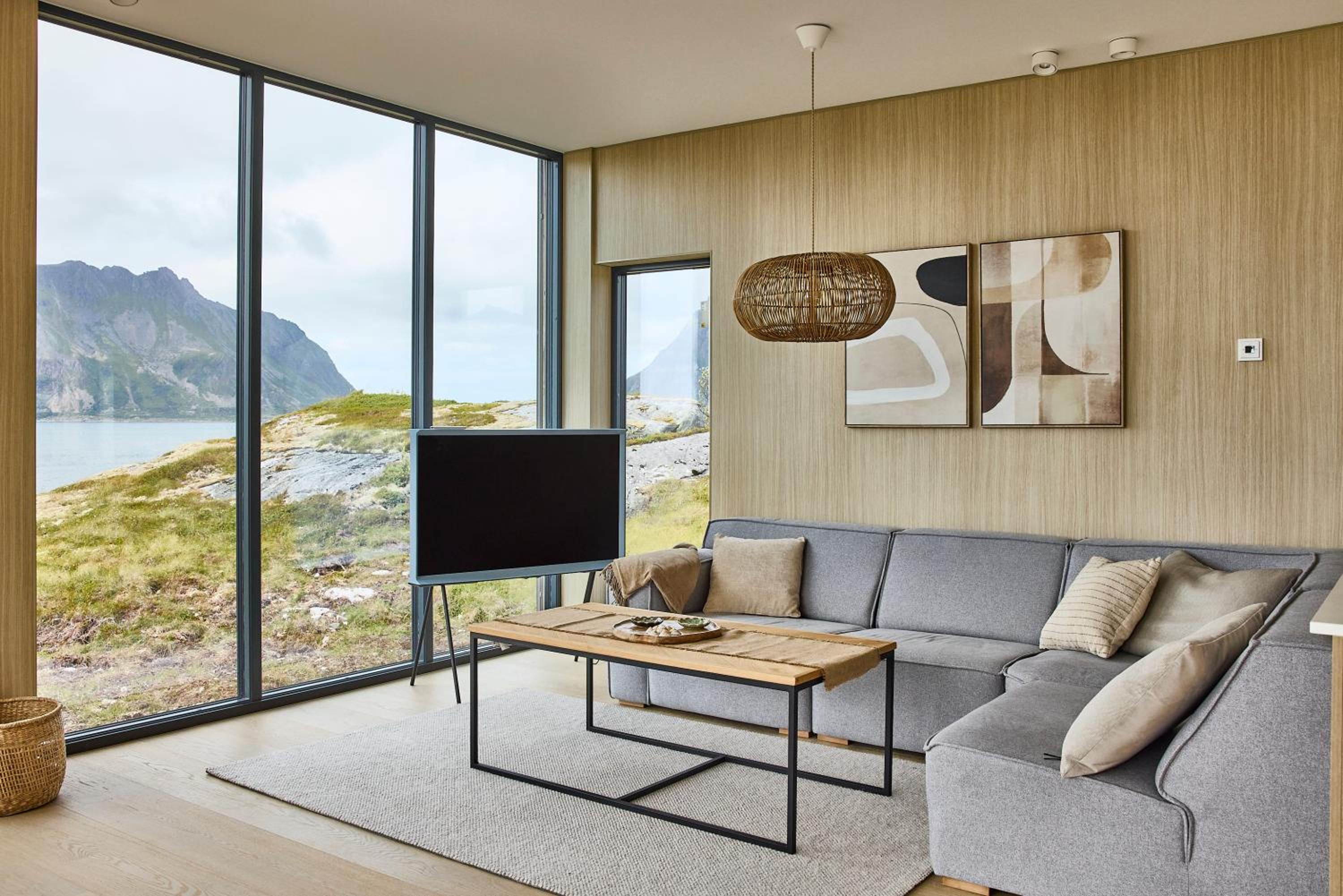 NEW! Lofoten Luxury Home near Henningsvaer view 2