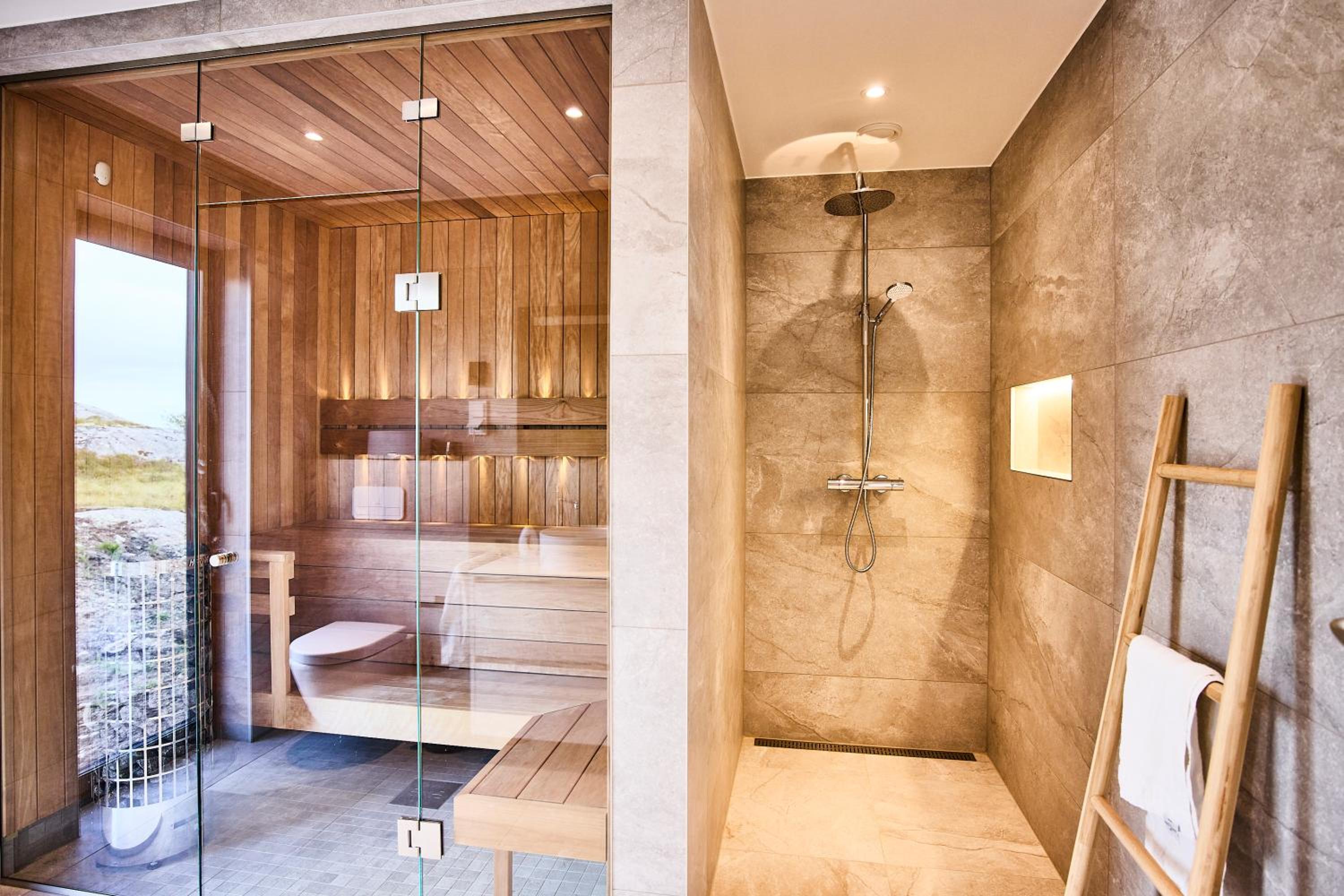 NEW! Lofoten Luxury Home near Henningsvaer view 4