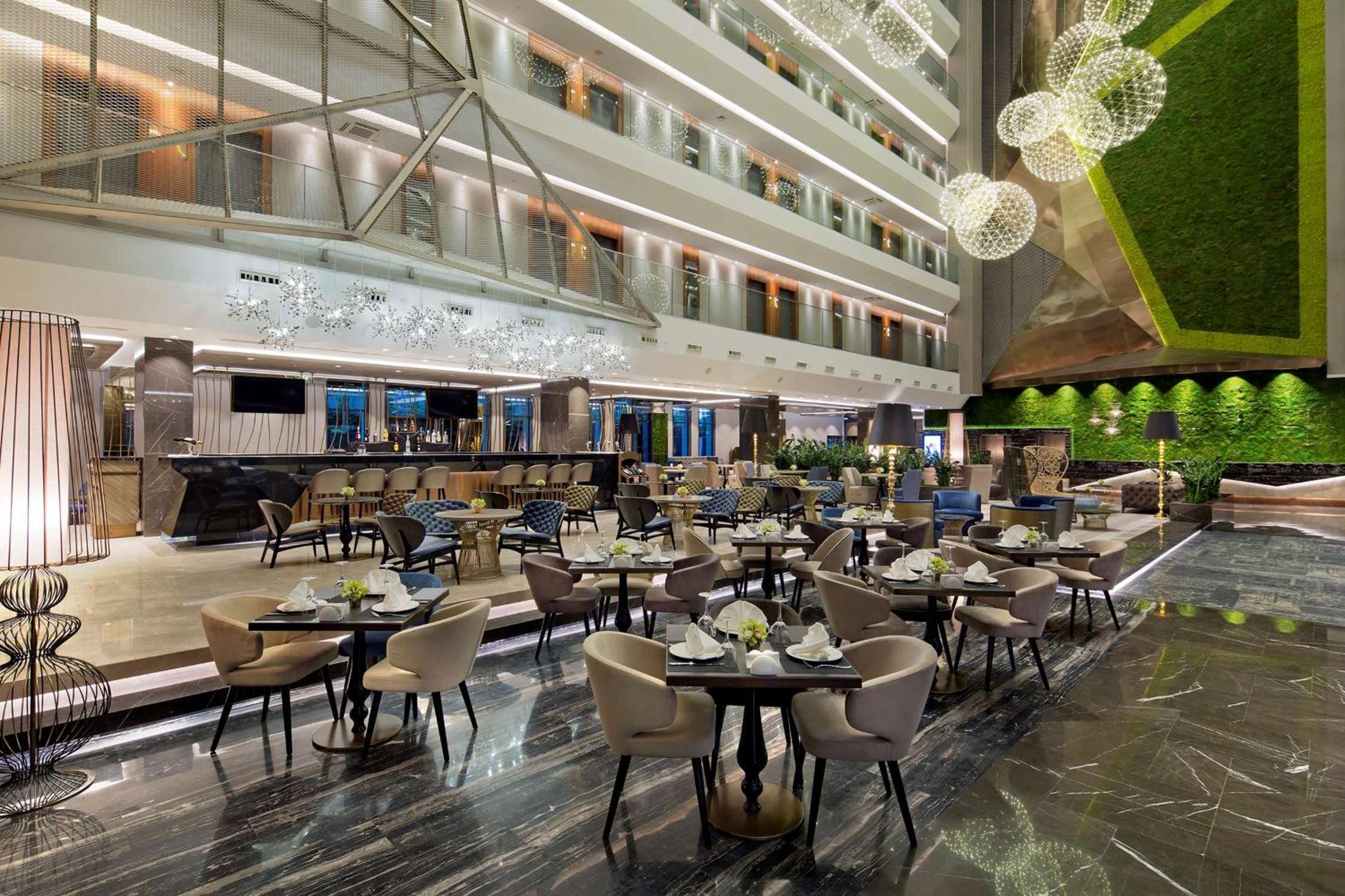 DoubleTree by Hilton İstanbul - Piyalepaşa - Image 20