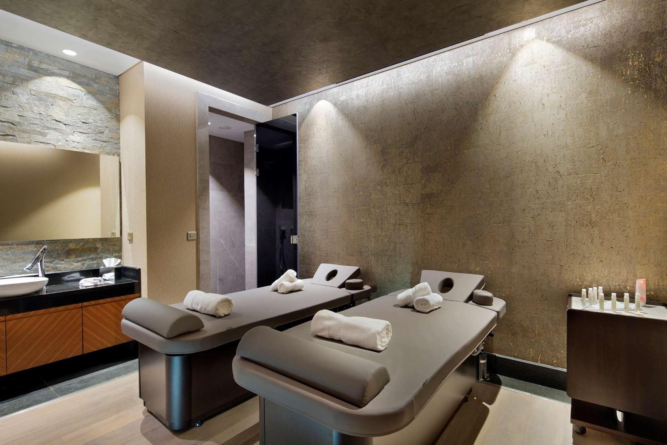 DoubleTree by Hilton İstanbul - Piyalepaşa - Image 54