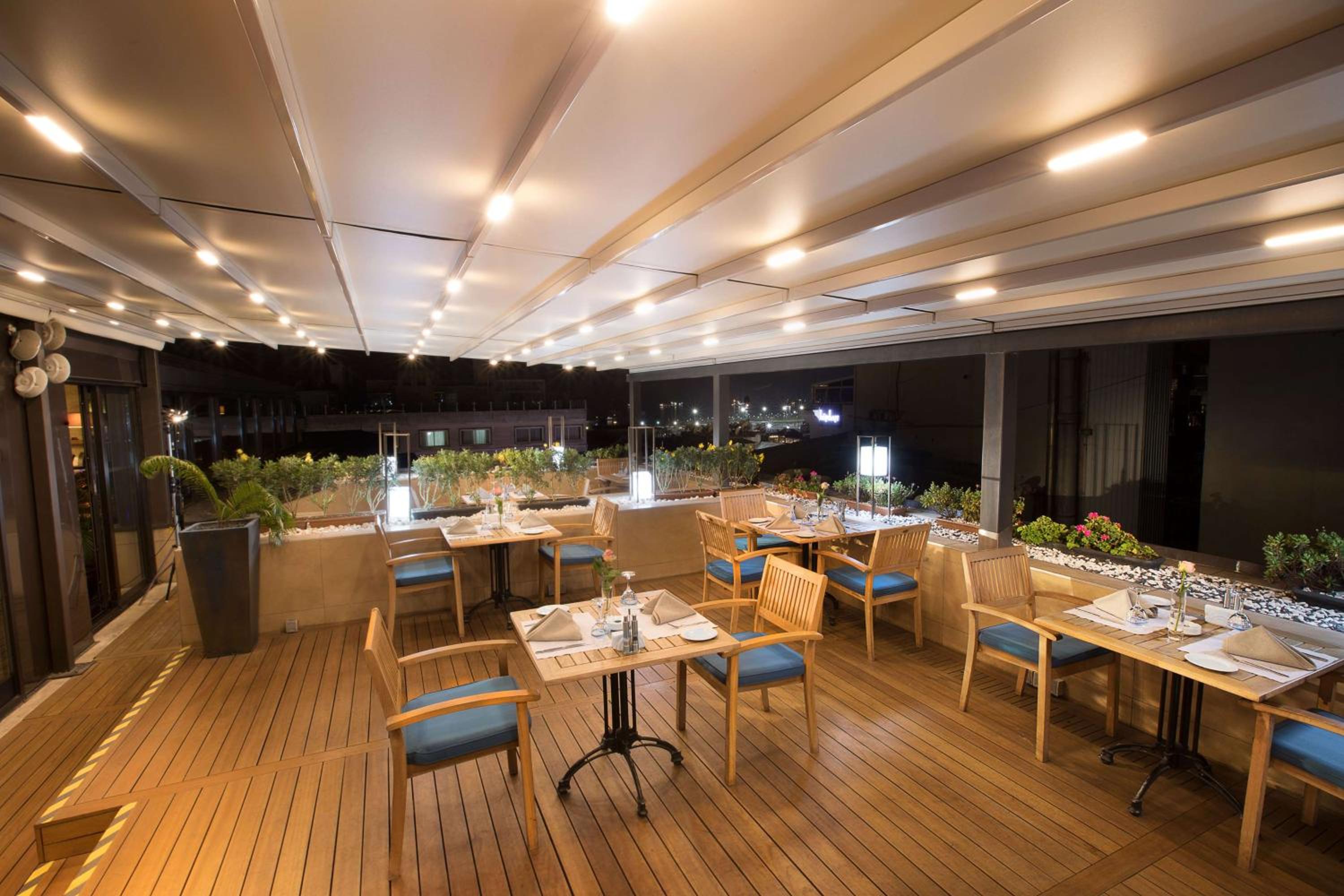 DoubleTree By Hilton Istanbul - Old Town - Image 5