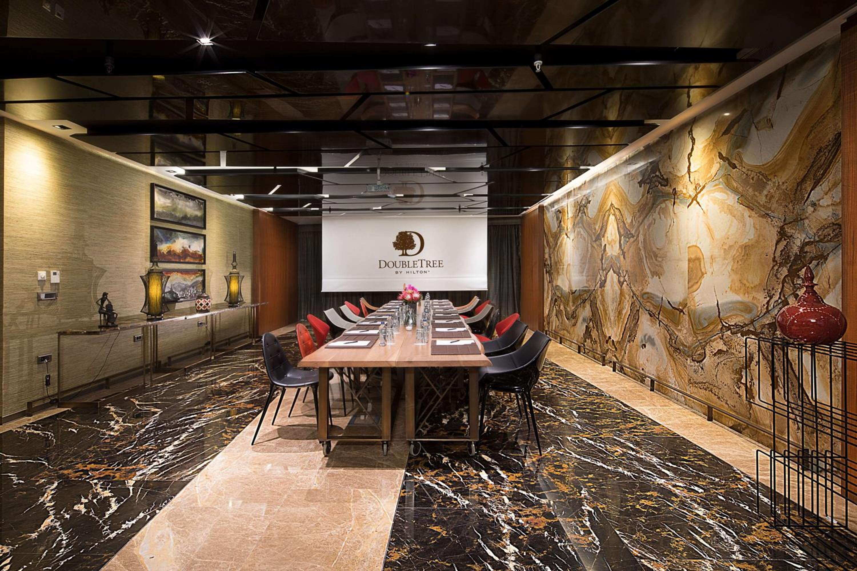 DoubleTree By Hilton Istanbul - Old Town - Image 40