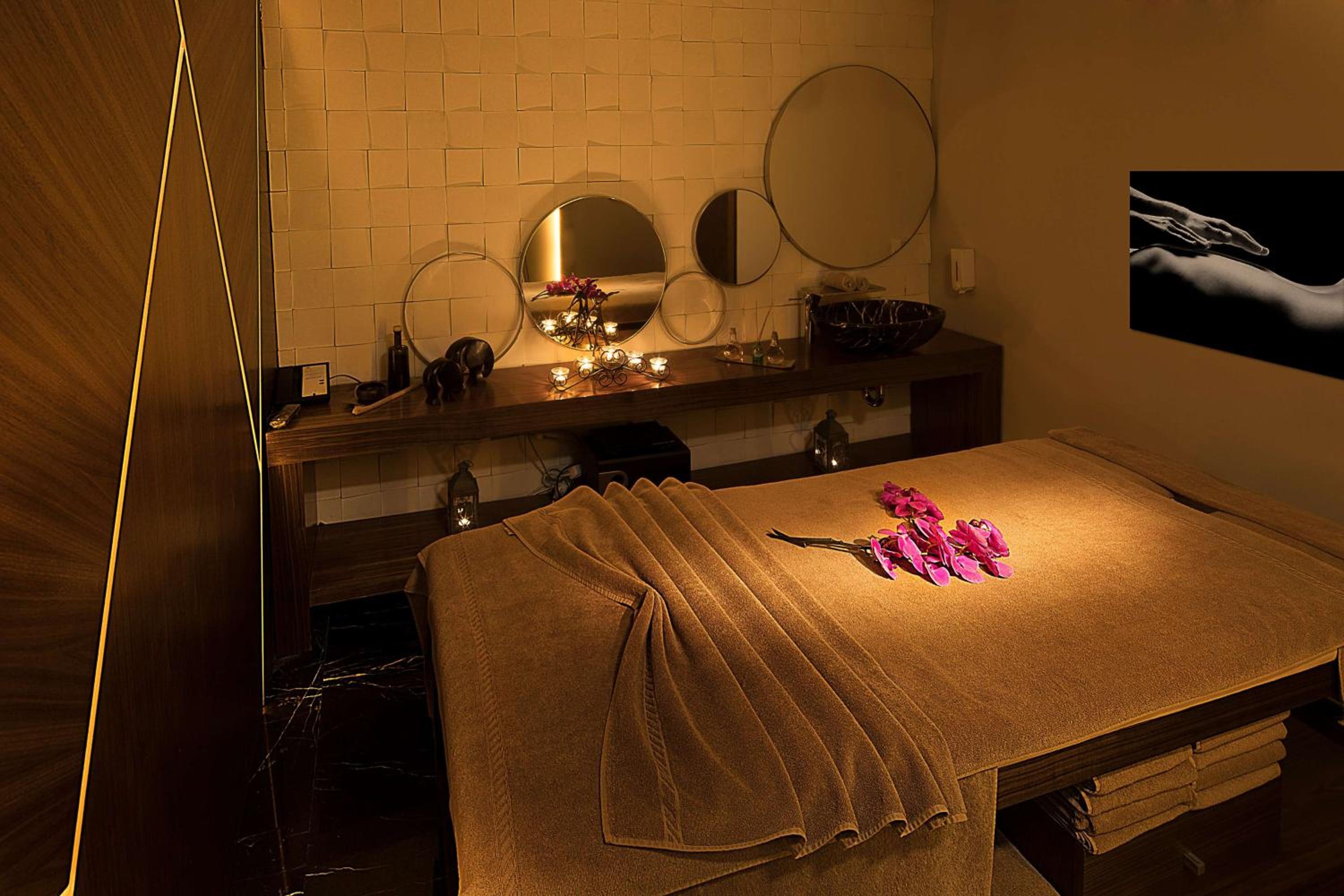 DoubleTree By Hilton Istanbul - Old Town - Image 52