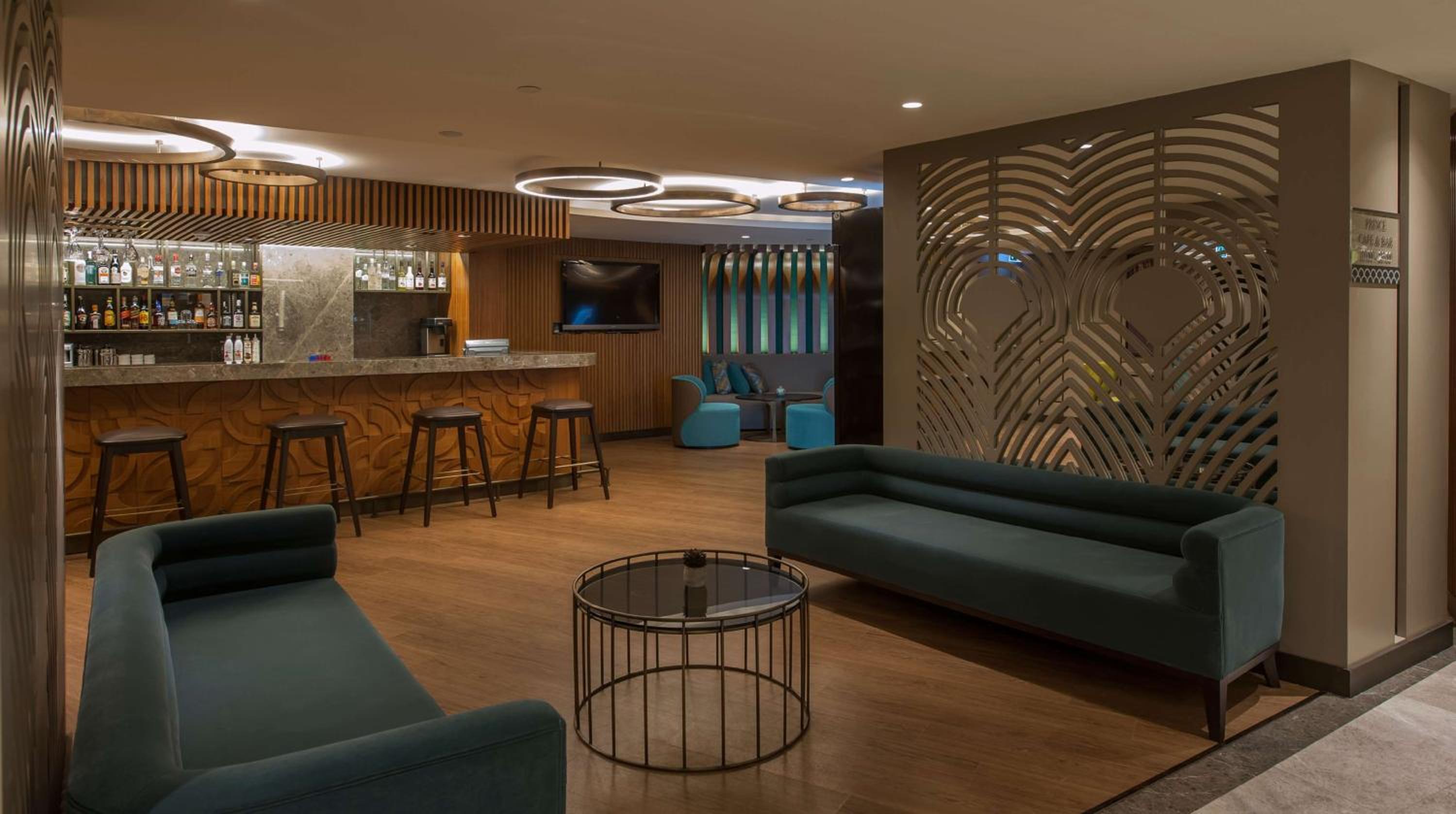 DoubleTree by Hilton Istanbul - Sirkeci - Image 7