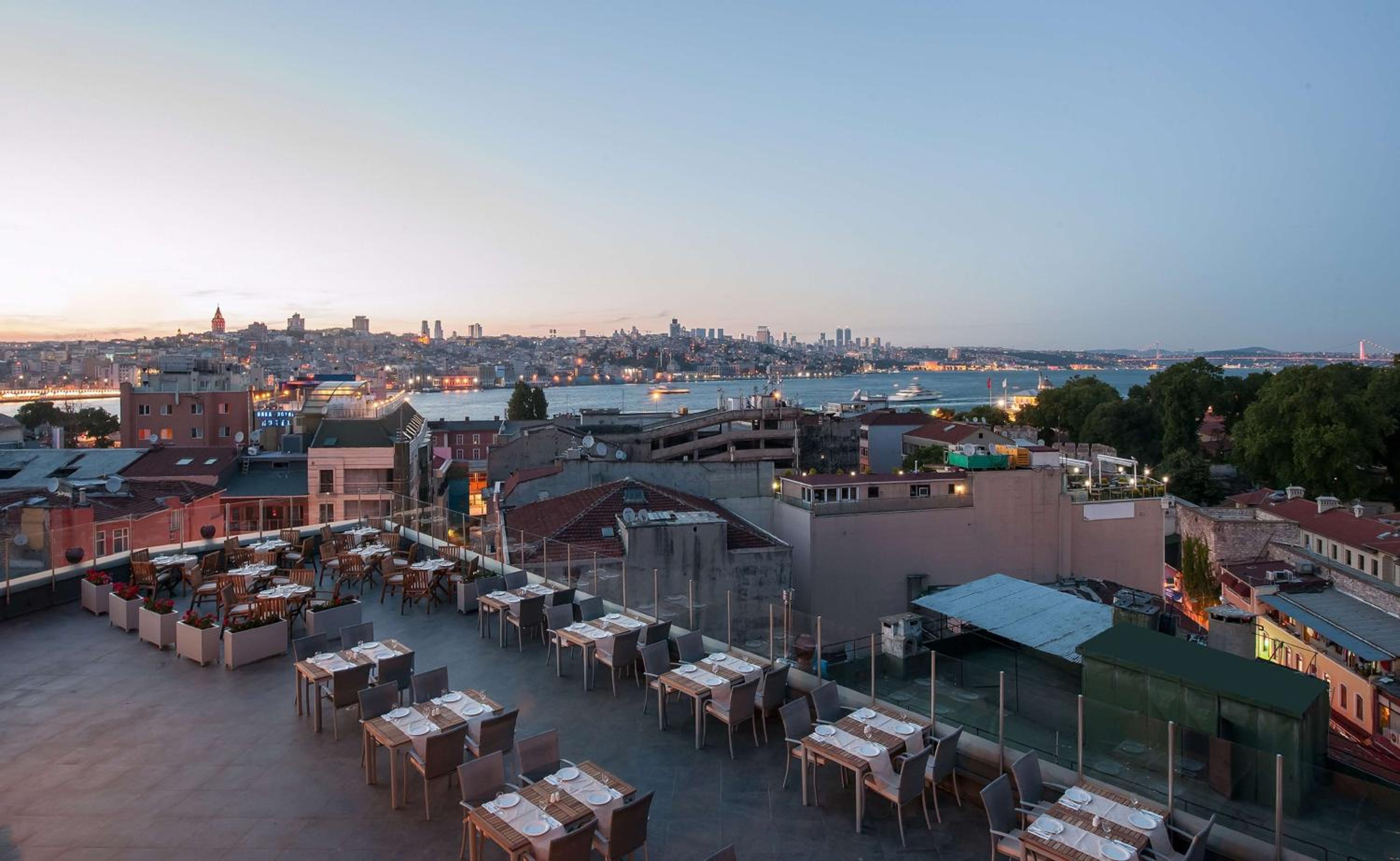 DoubleTree by Hilton Istanbul - Sirkeci - Image 19