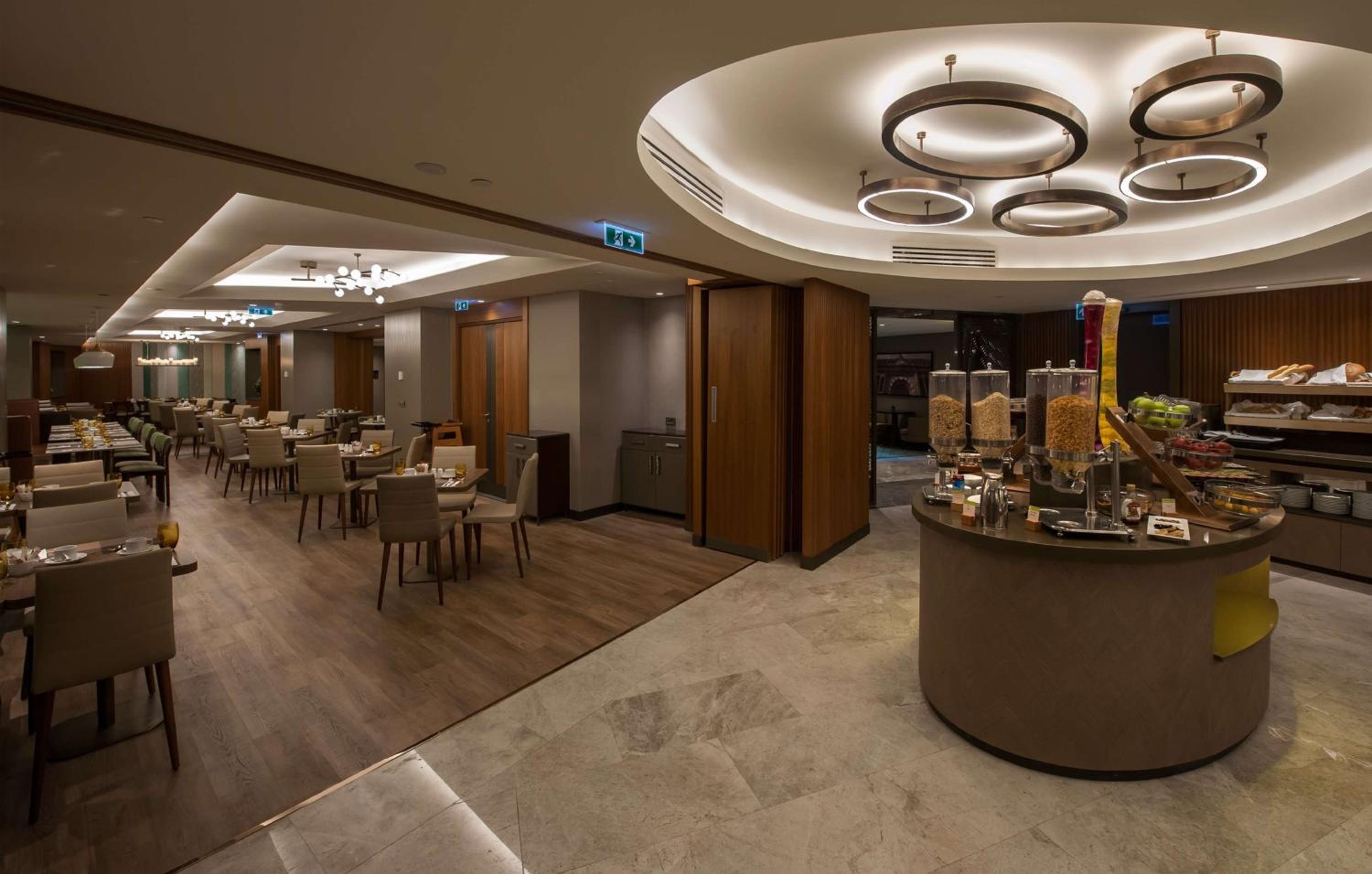 DoubleTree by Hilton Istanbul - Sirkeci - Image 27