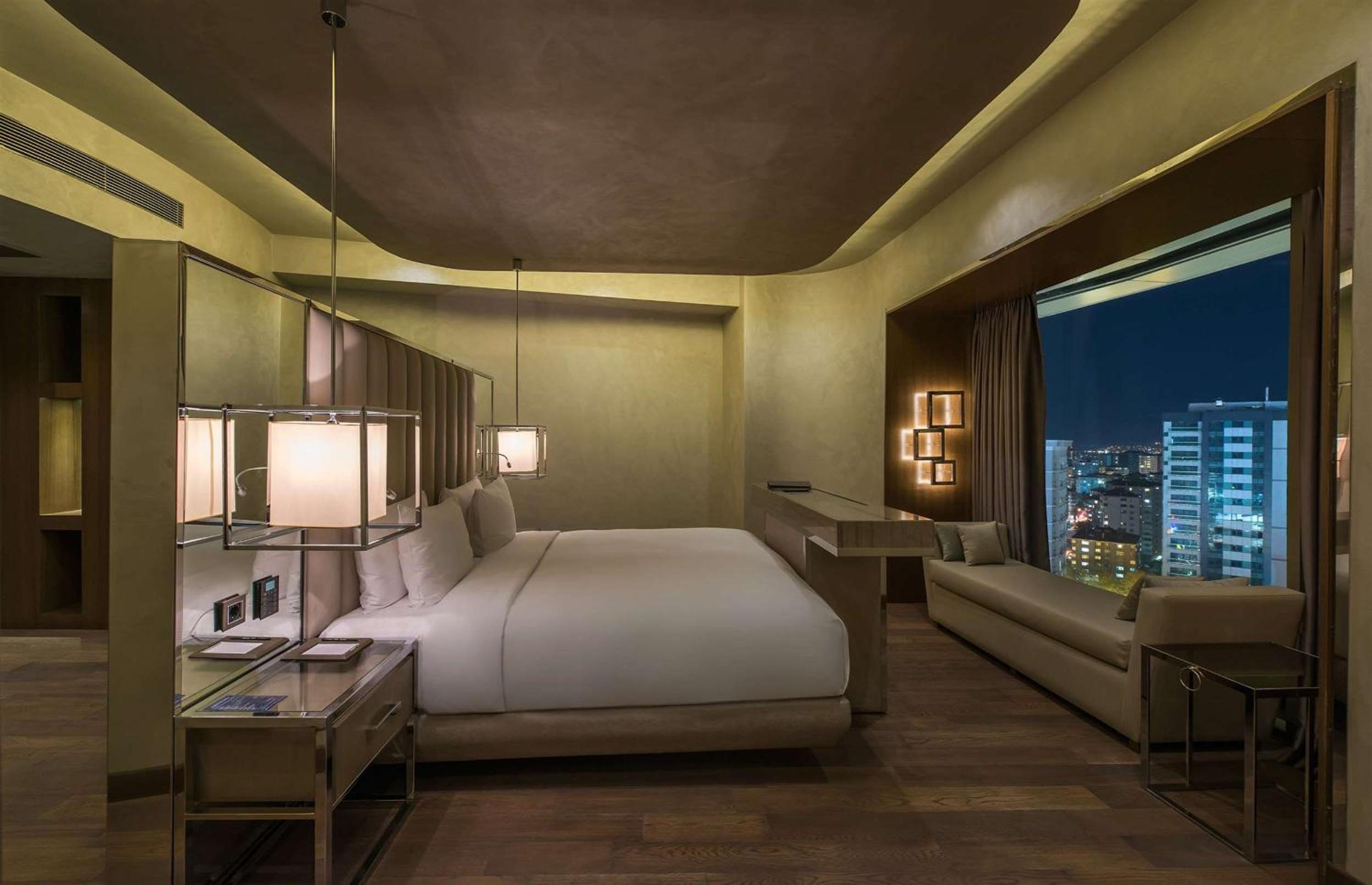 Hilton Istanbul Kozyatagi - Image 61