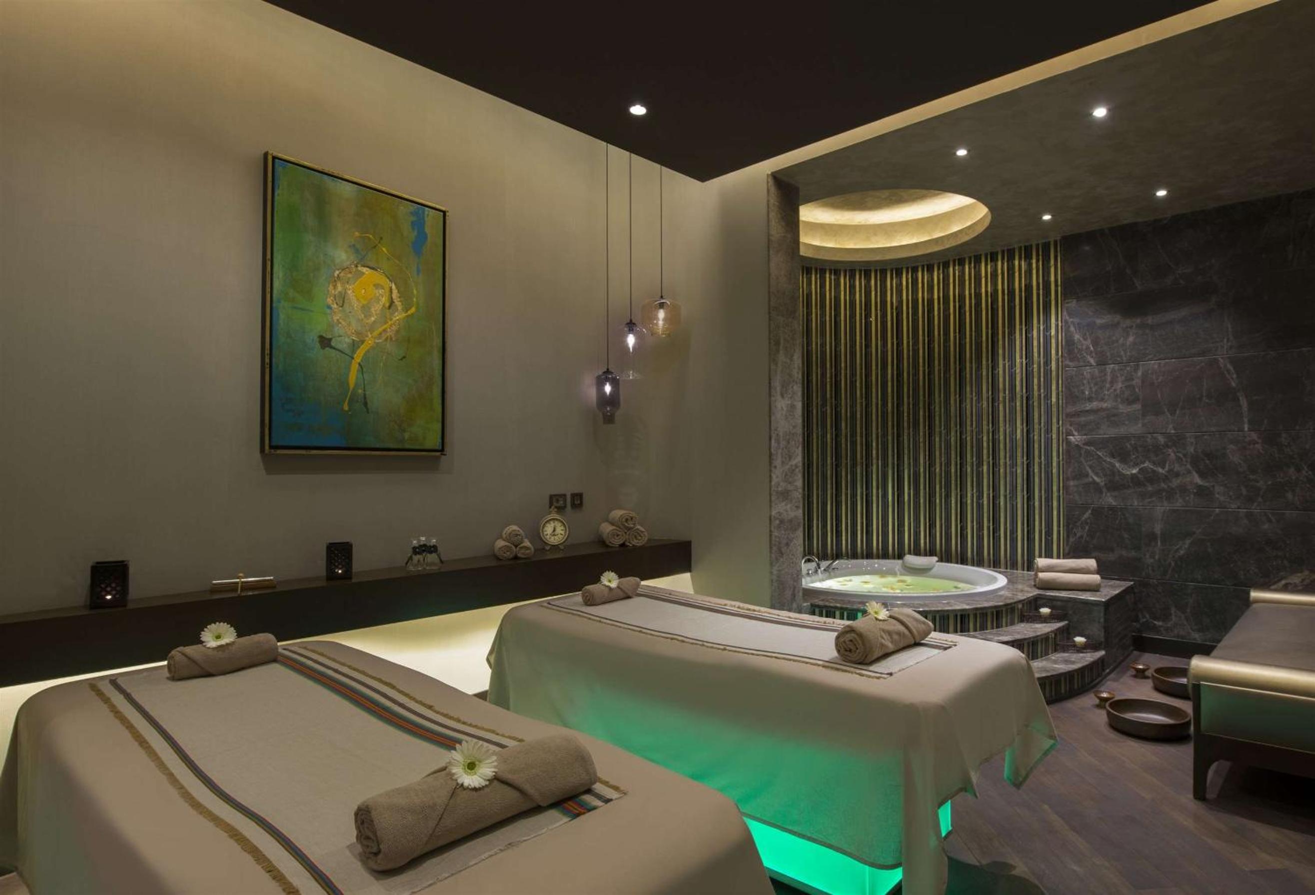 Hilton Istanbul Kozyatagi - Image 92