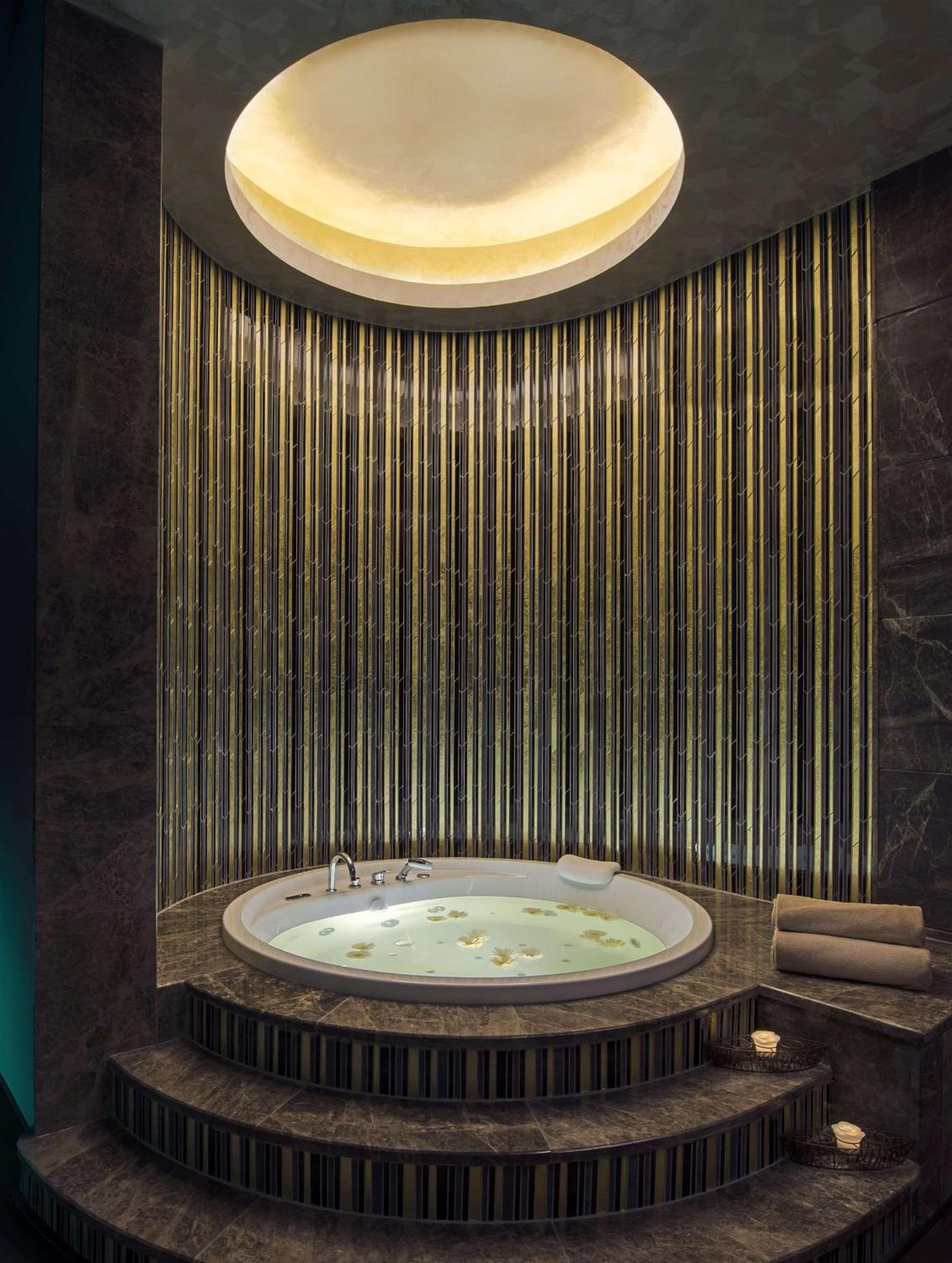 Hilton Istanbul Kozyatagi - Image 94