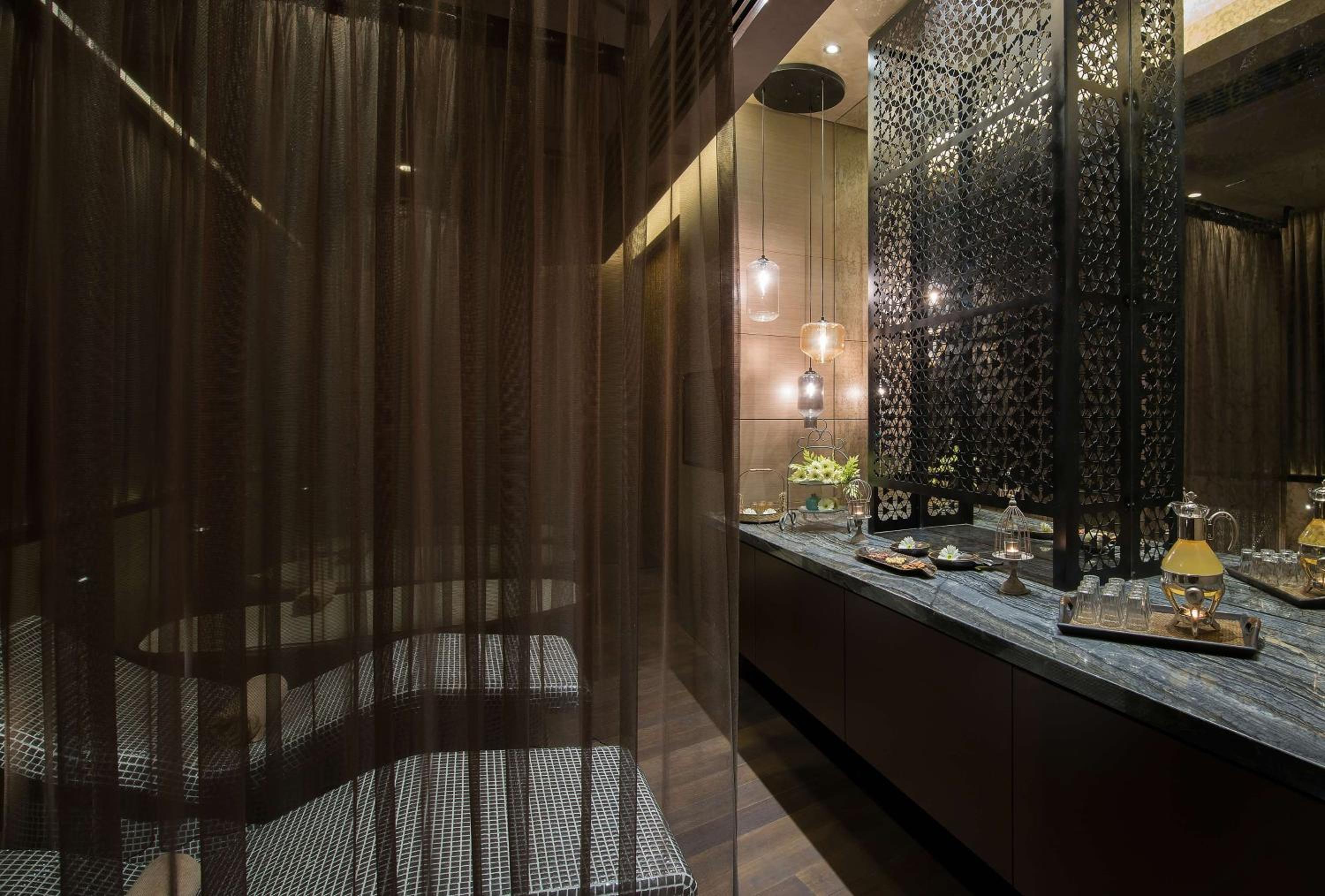 Hilton Istanbul Kozyatagi - Image 51