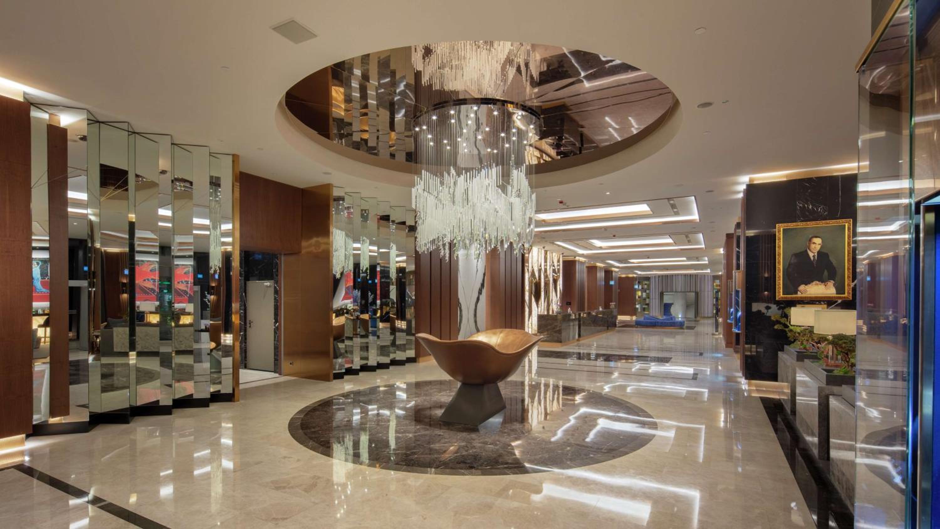Hilton Istanbul Maslak - Image 6