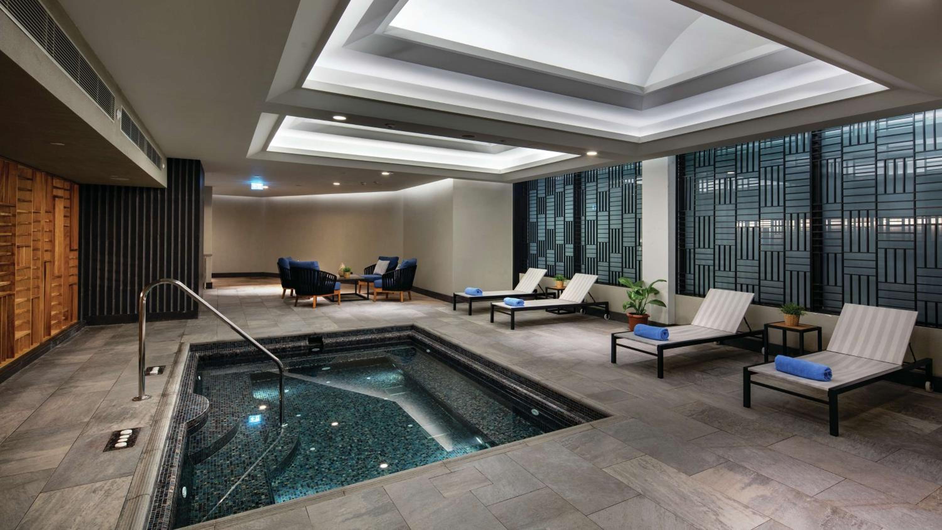 Hilton Istanbul Maslak - Image 12