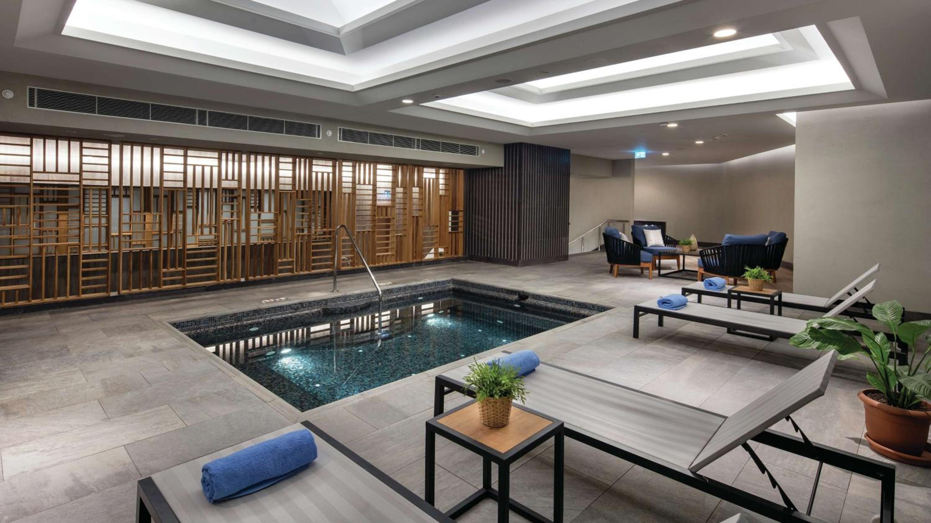 Hilton Istanbul Maslak - Image 13