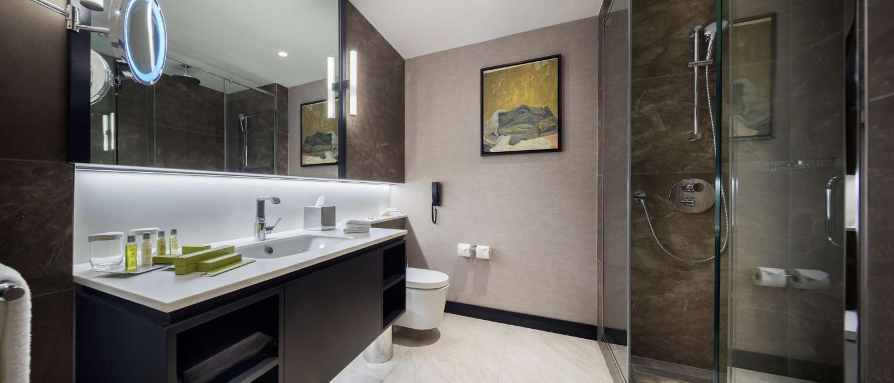Hilton Istanbul Maslak - Image 27