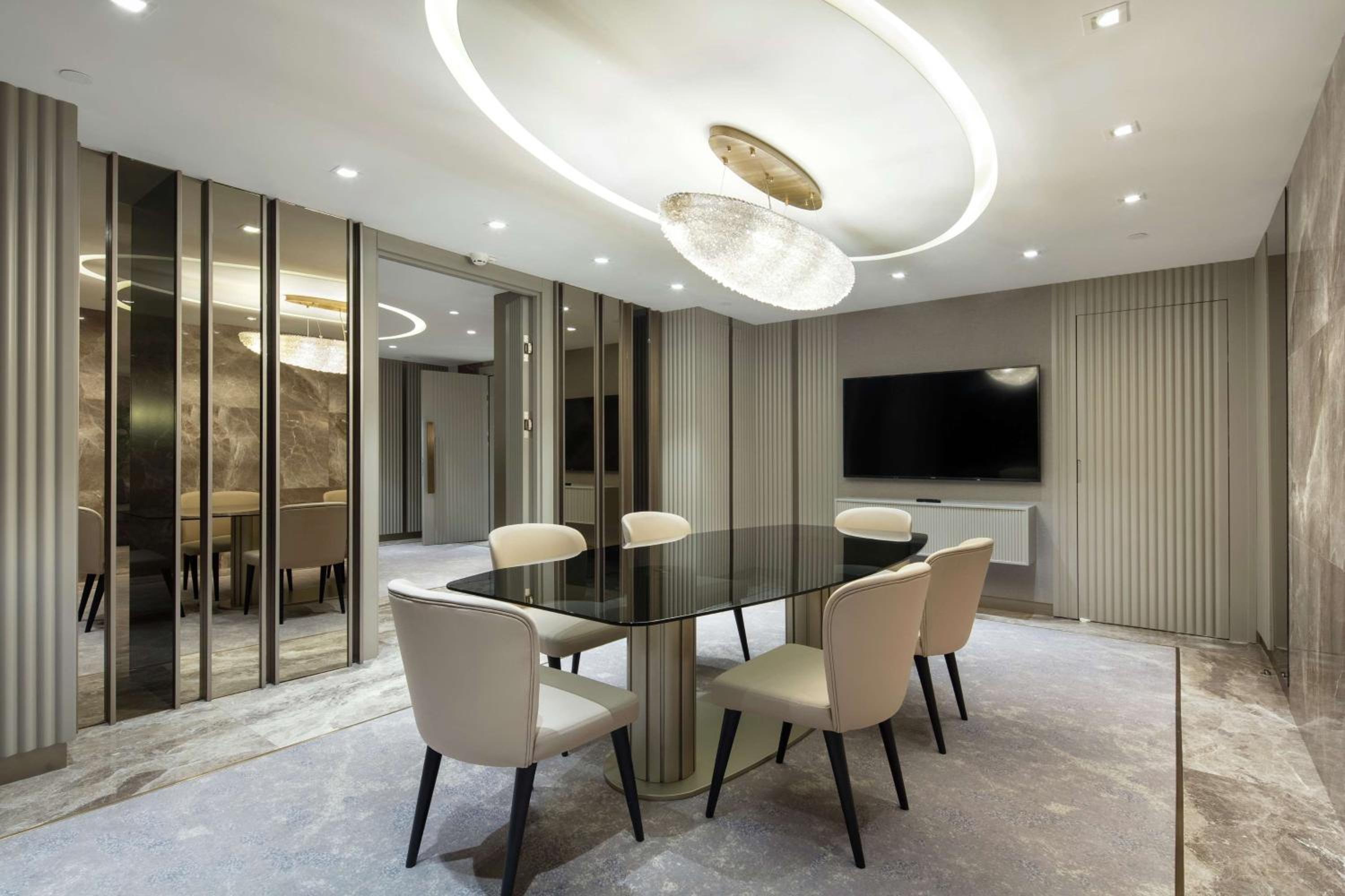 Hilton Istanbul Maslak - Image 32