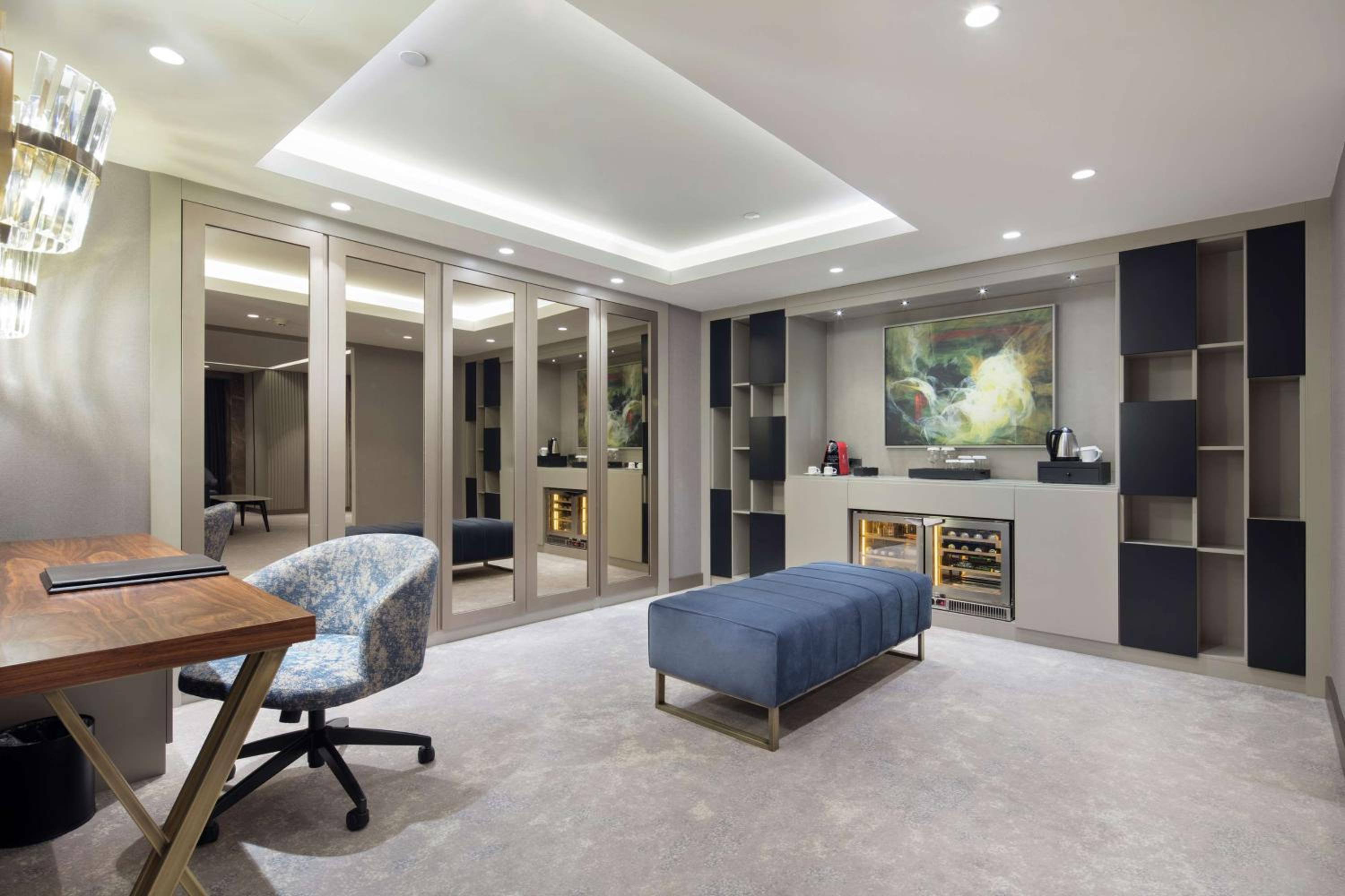 Hilton Istanbul Maslak - Image 31