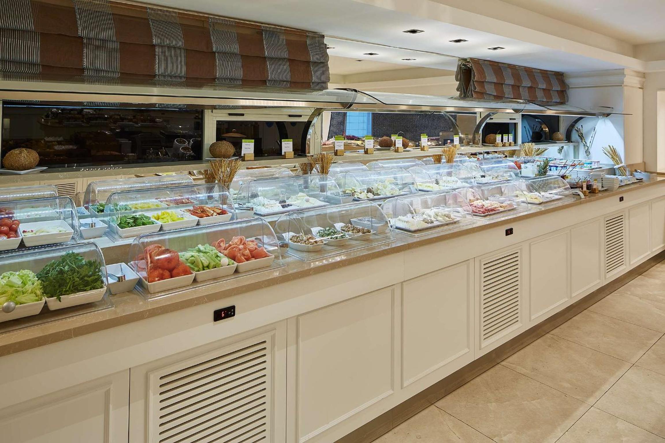 DoubleTree by Hilton Izmir - Alsancak - Image 12