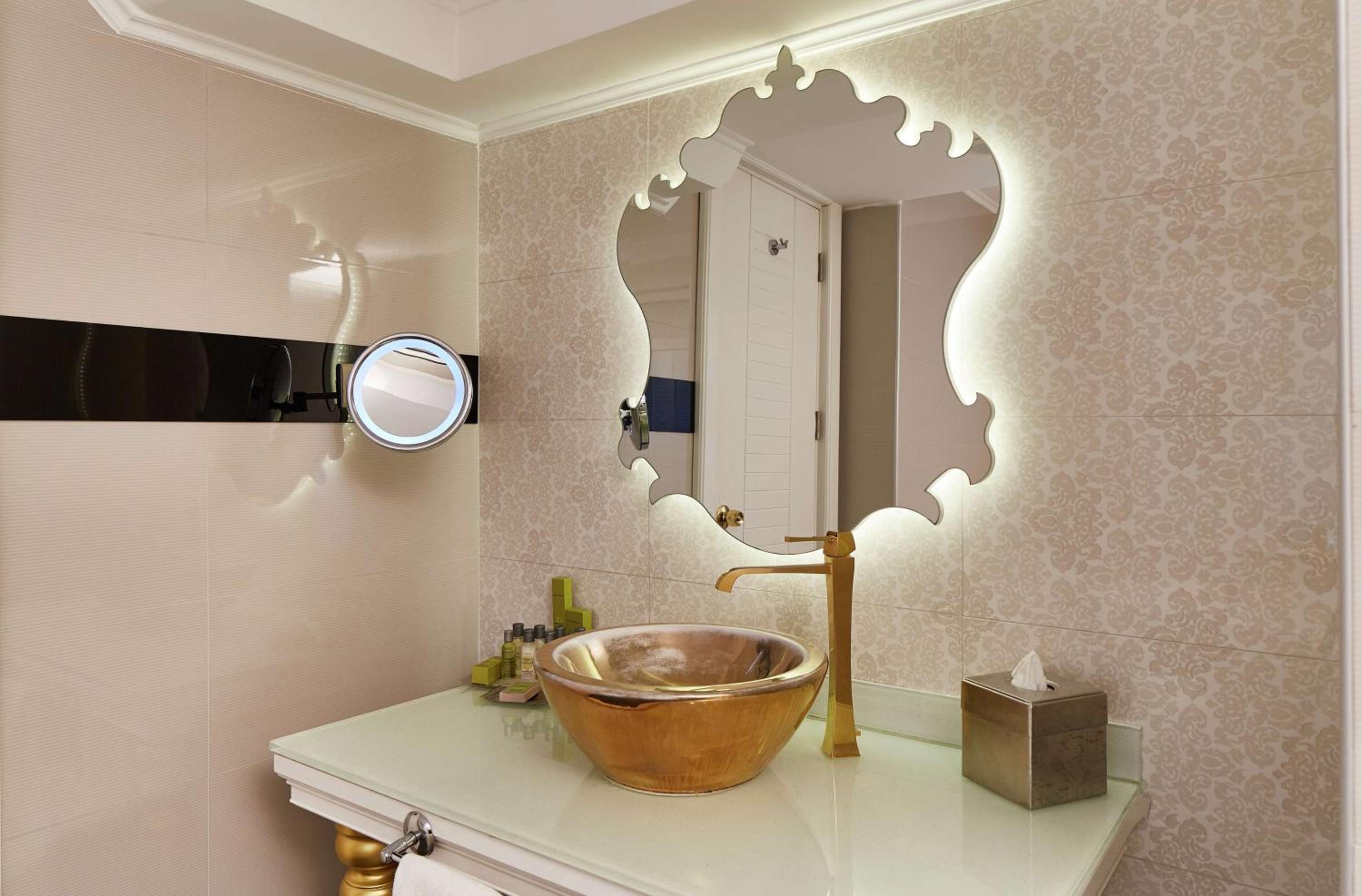 DoubleTree by Hilton Izmir - Alsancak - Image 71
